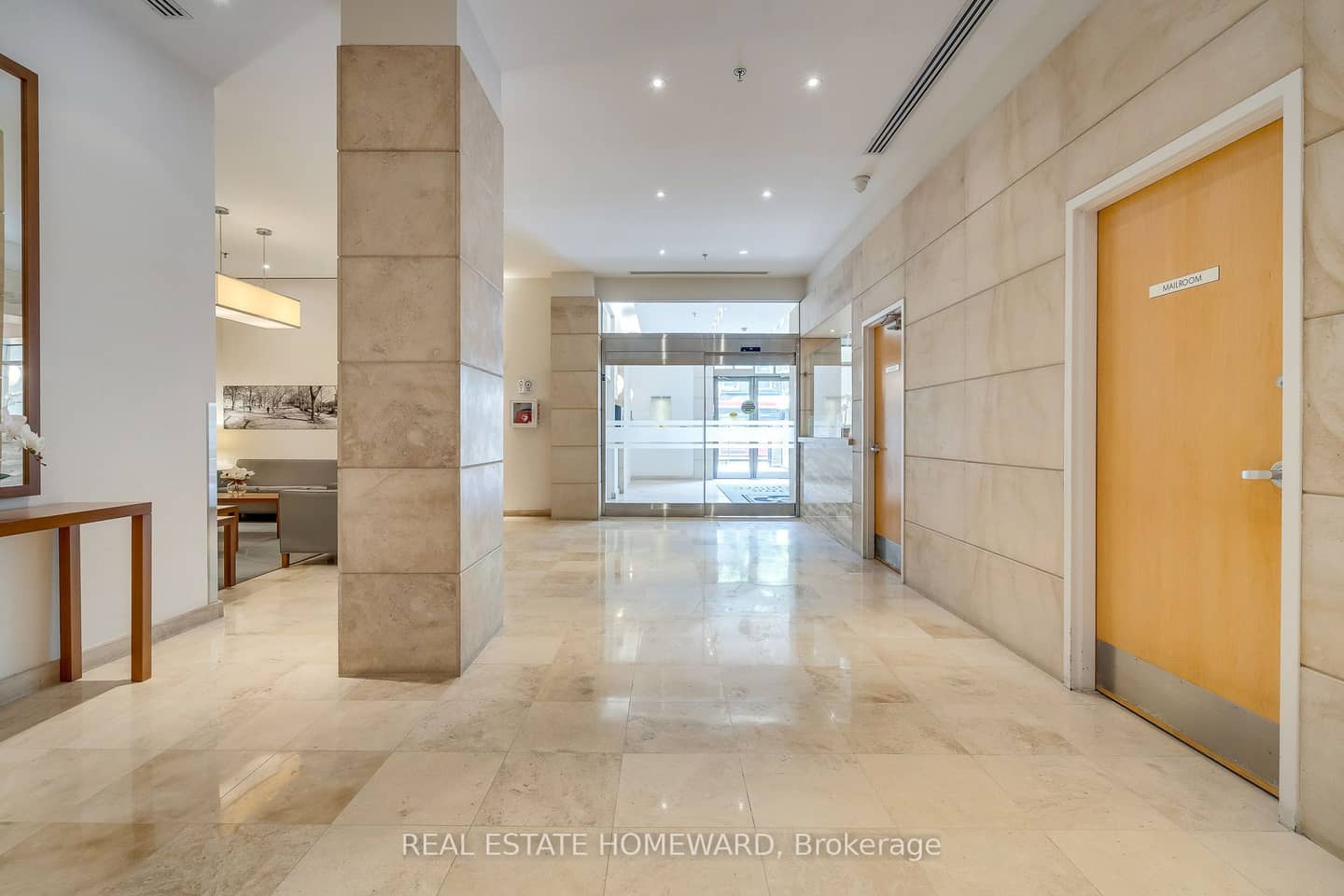 168 King Street E 302, Toronto, ON M5A 4S4