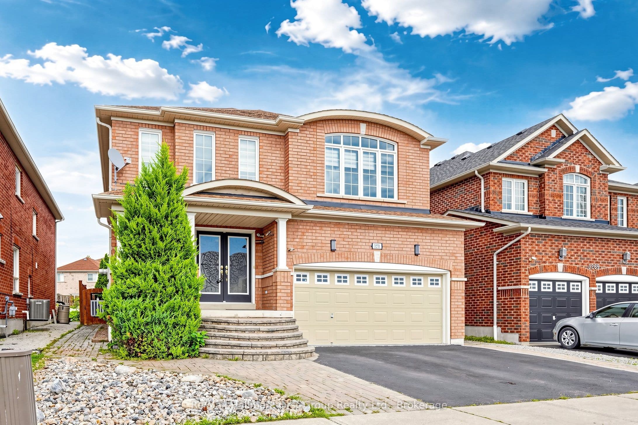 3271 Country Lane, Whitby, ON L1P 1T7