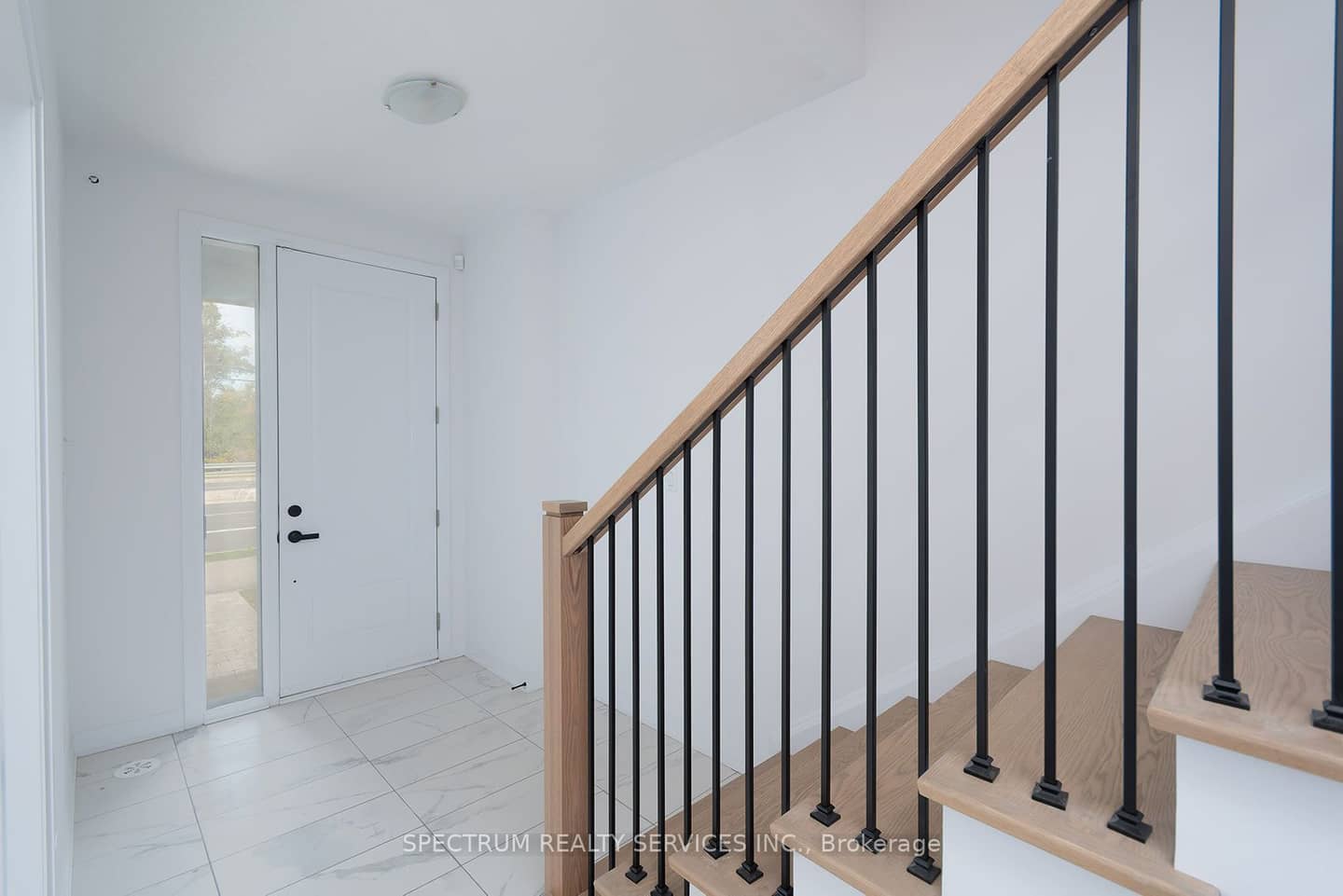 110 De La Roche Drive, Vaughan, ON L4H 5G4