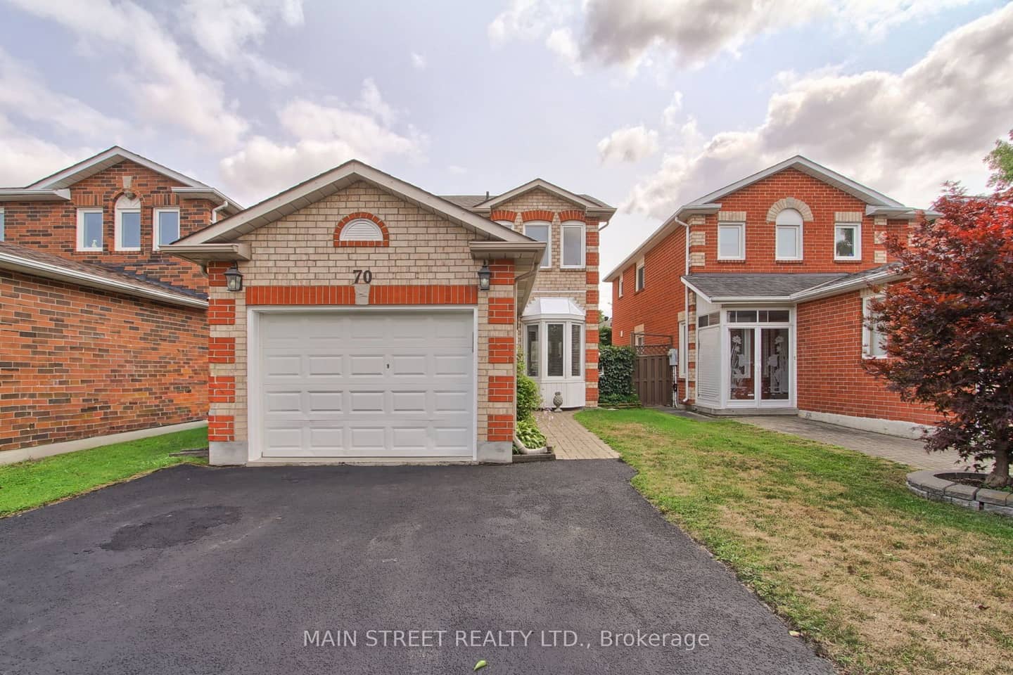 70 Dunsmore Crescent, Richmond Hill, ON L4C 0C5
