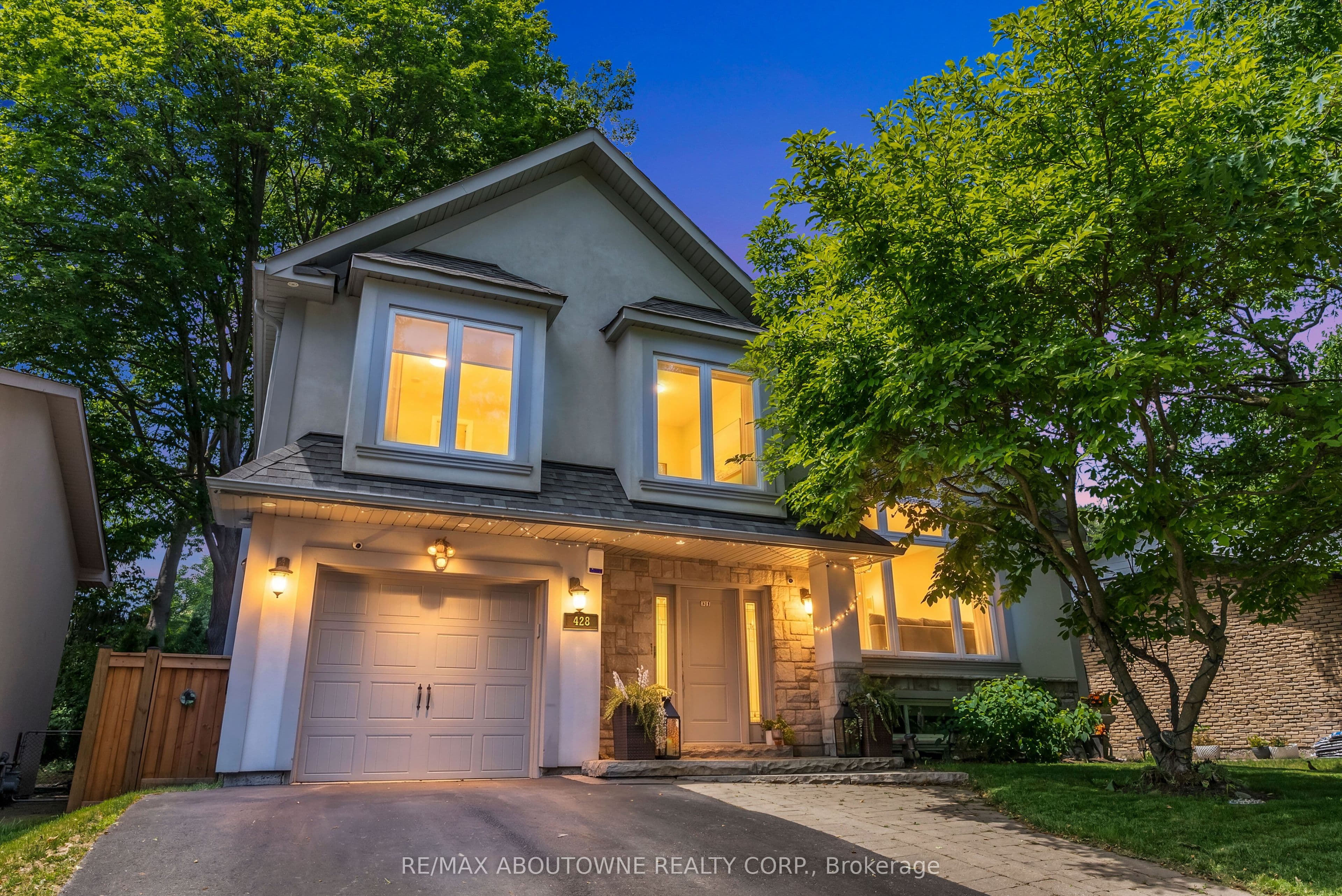 428 Brookmill Road, Oakville, ON L6J 5K5