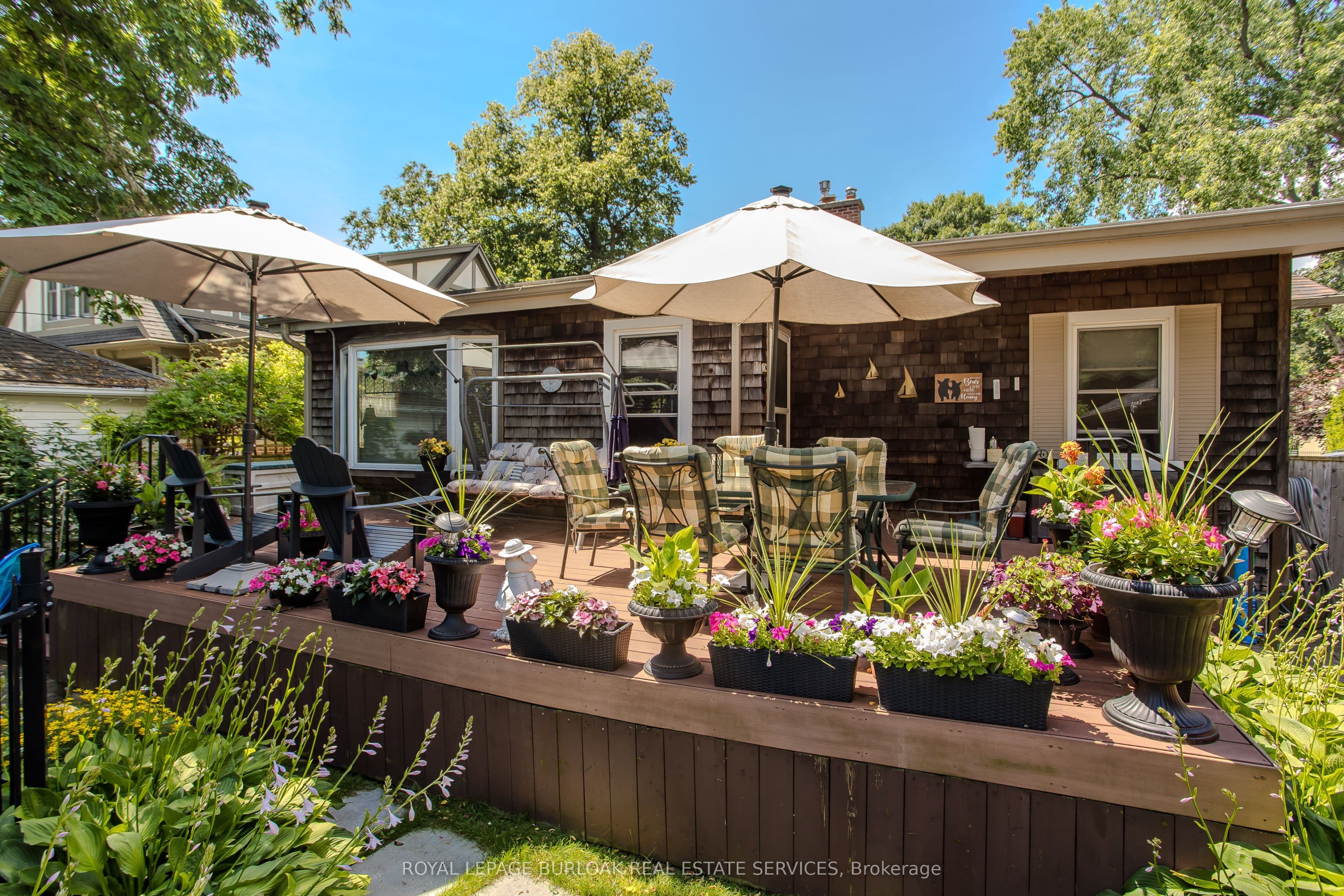 569 Locust Street, Burlington, ON L7S 1V7