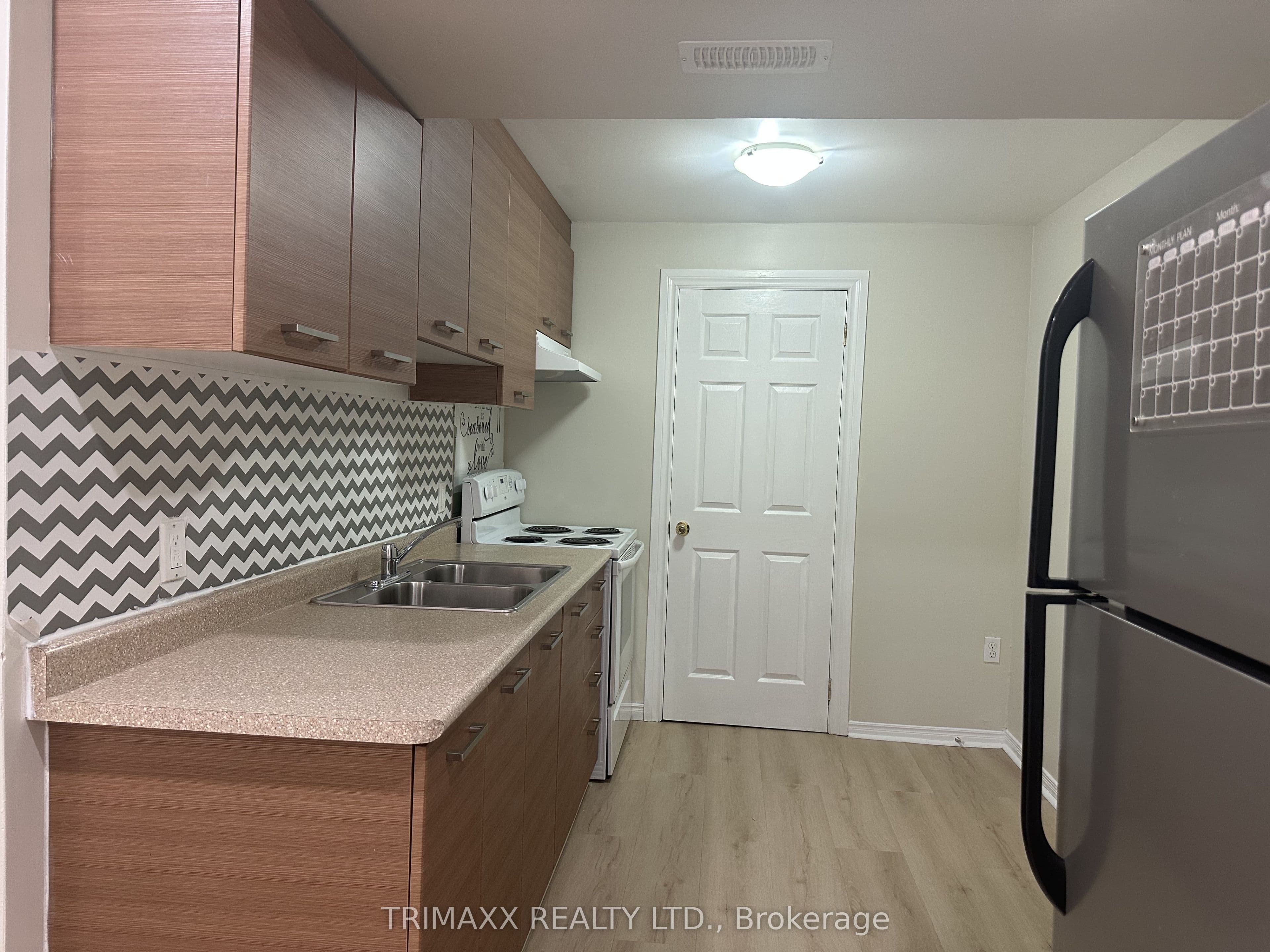 93 Jeffcoat Drive BSMT, Toronto, ON M9W 3B9