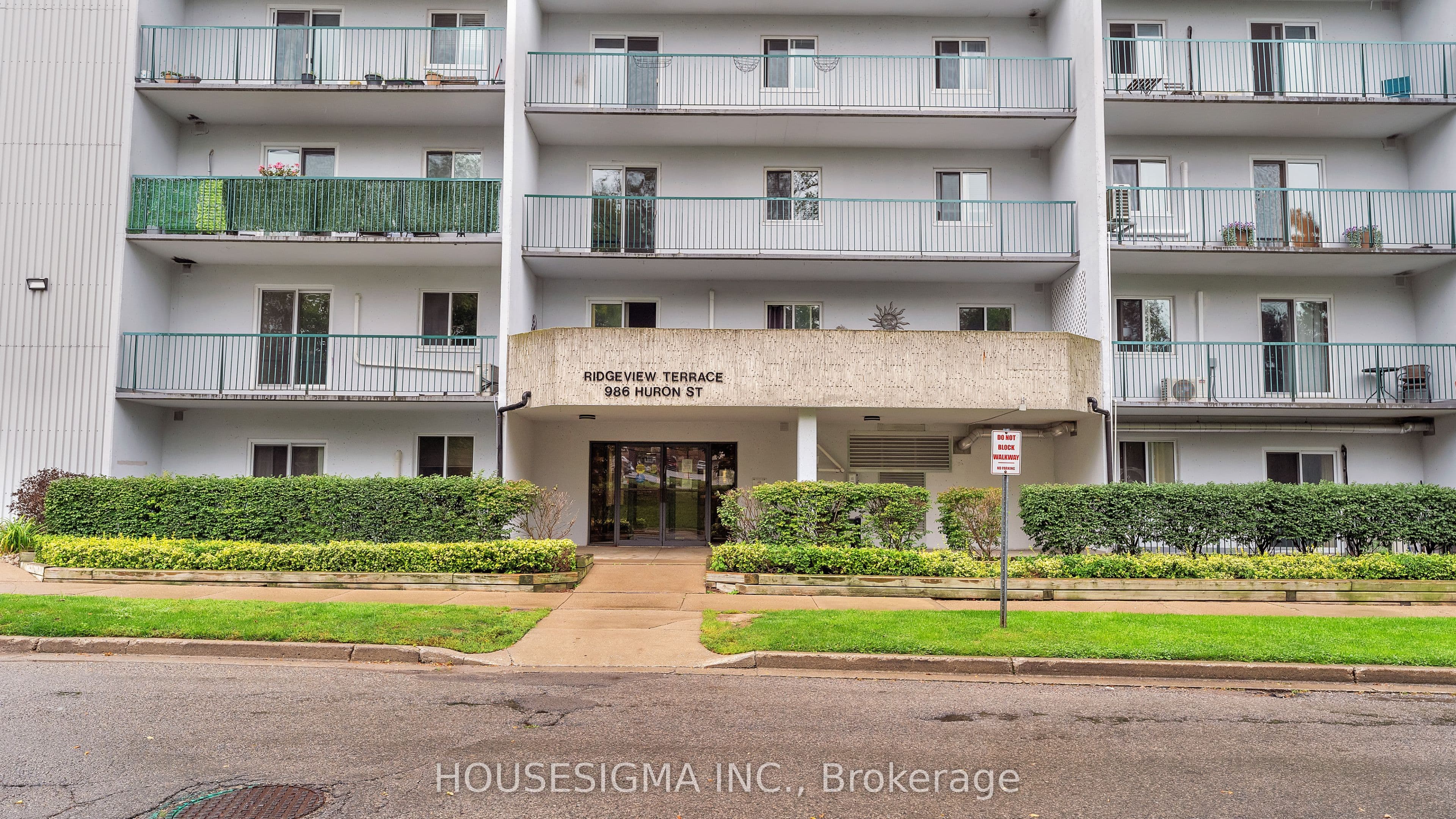 986 Huron Street 201, London East, ON N5Y 5E4