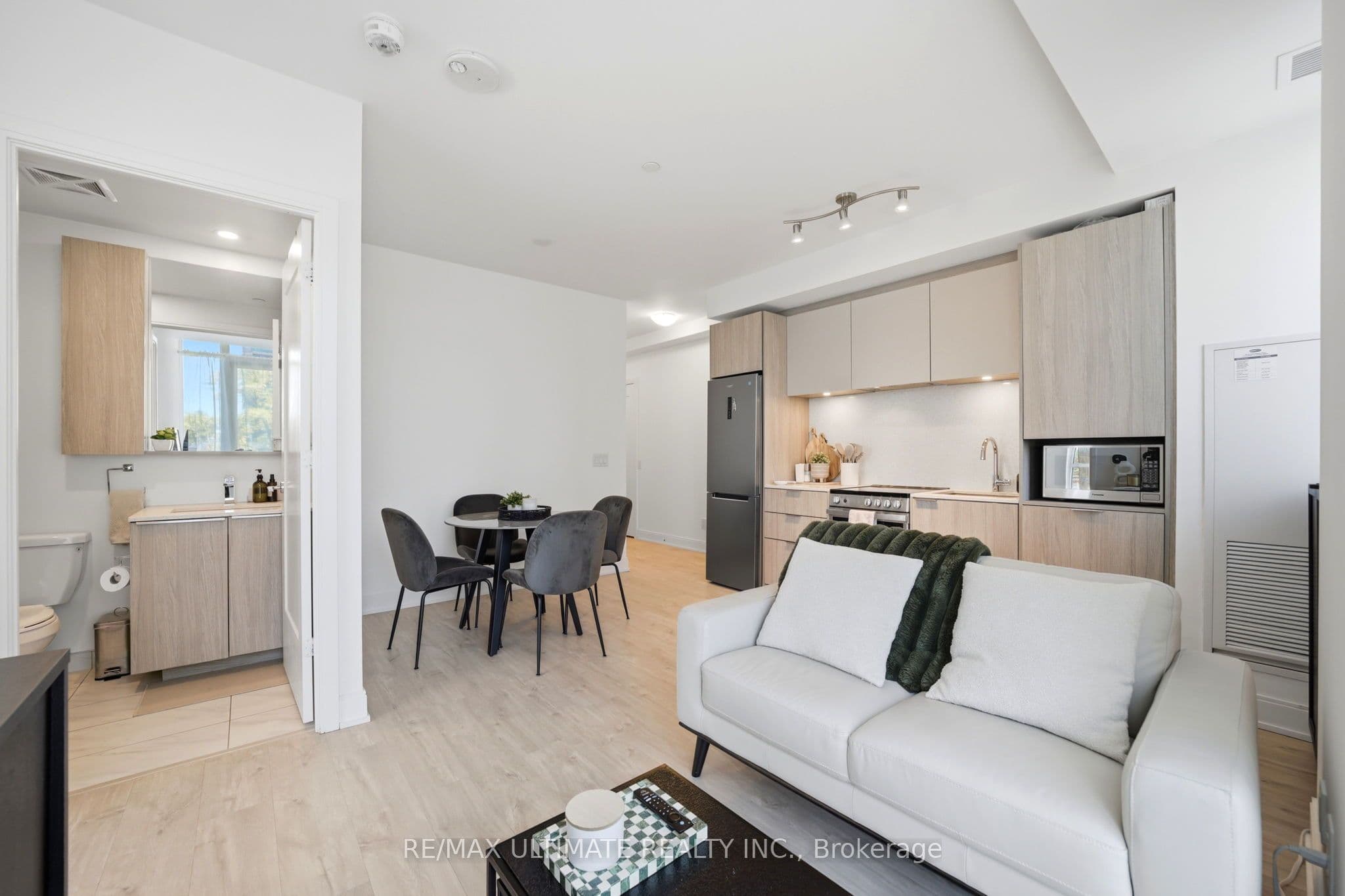 70 Annie Craig Drive 402, Toronto, ON M8V 0G2