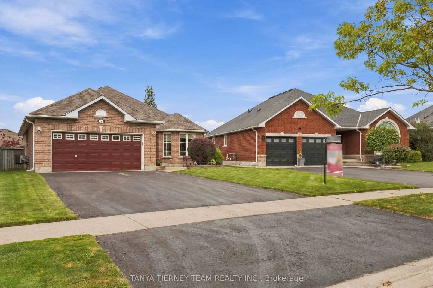 5 Padfield Drive, Clarington, ON L1C 5E4