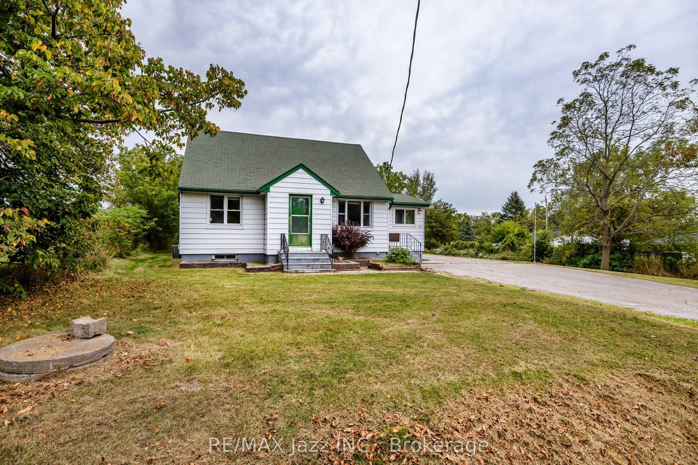 1585 Townline Road N, Clarington, ON L1H 8L7