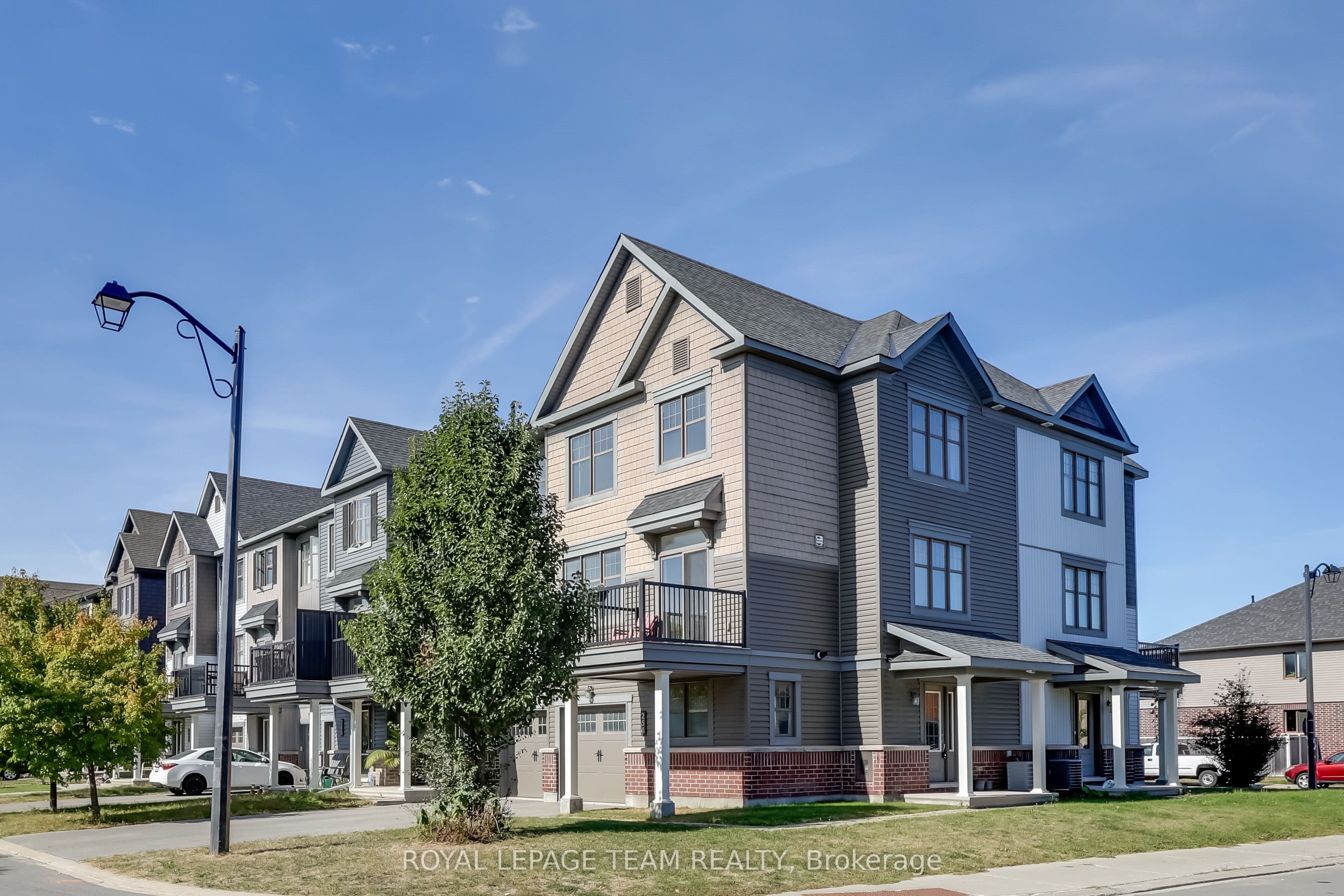 254 Halyard Way, Kanata, ON K2T 0L3