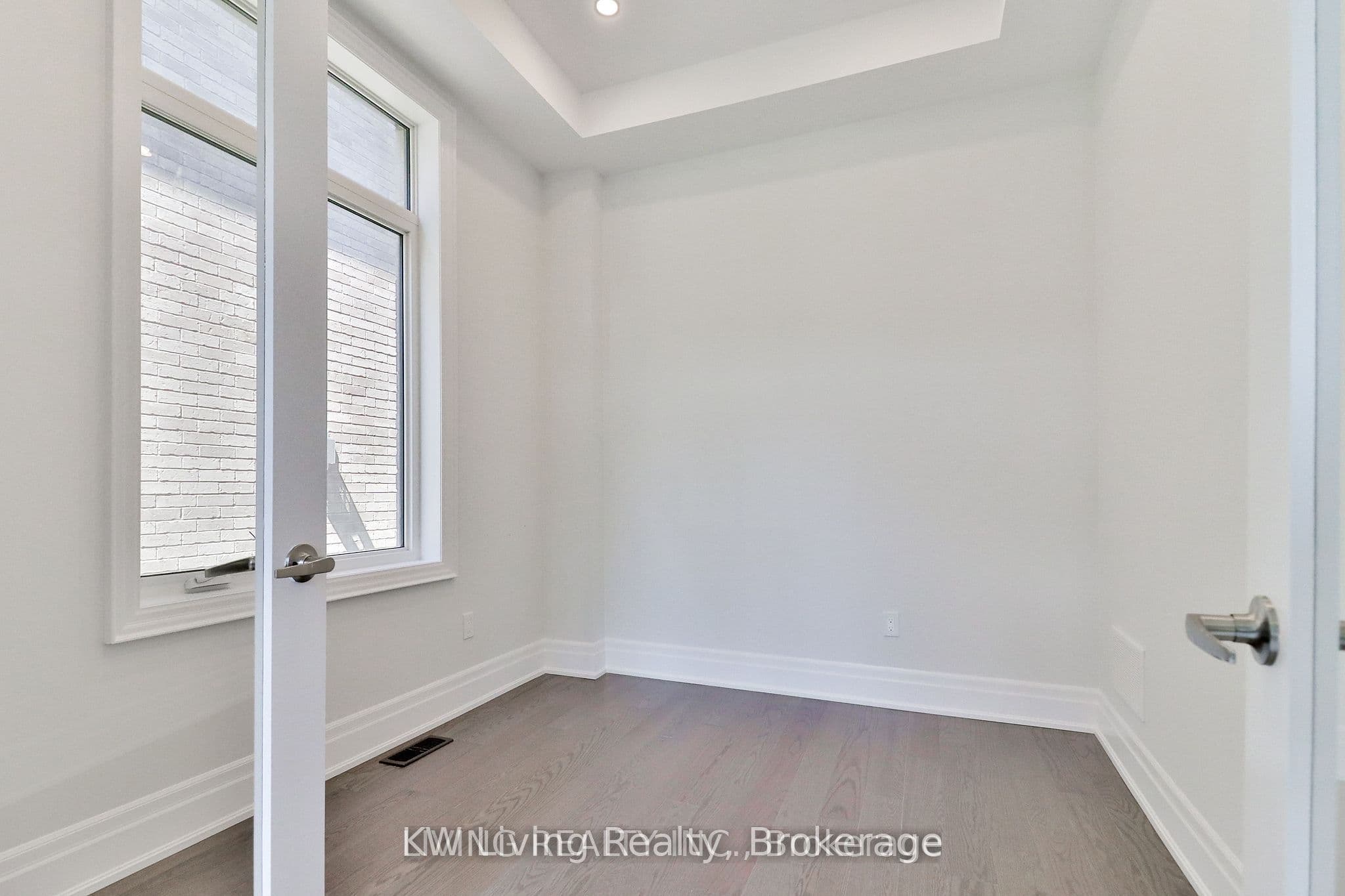 11 Becky Cheung Court, Toronto, ON M2M 0B7