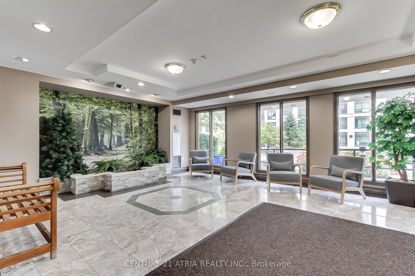 270 Davis Drive 309, Newmarket, ON L3Y 8K2