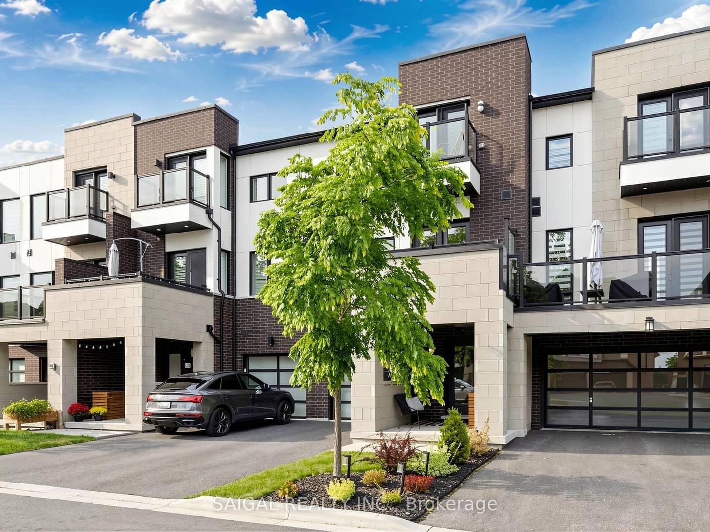1347 Clarriage Court, Milton, ON L9E 1L6