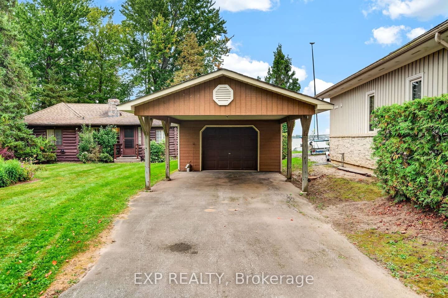 607 Duclos Point Road, Georgina, ON L0E 1N0