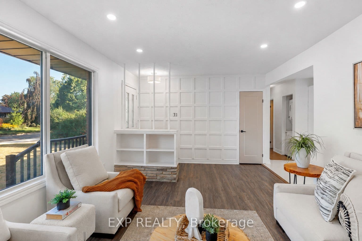 1235 Michael Street UPPER, London East, ON N5V 2H4