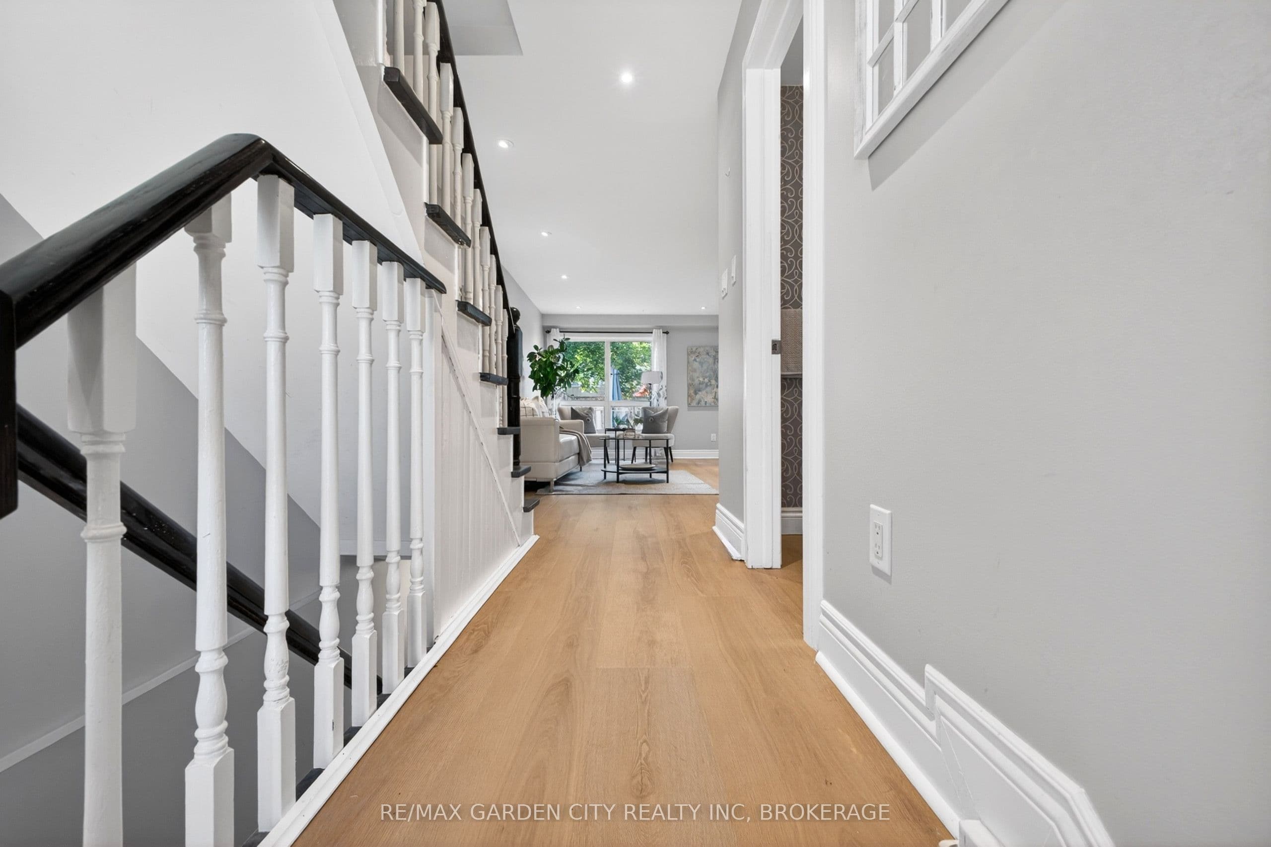 3008 Palmer Drive 8, Burlington, ON L7M 1L2