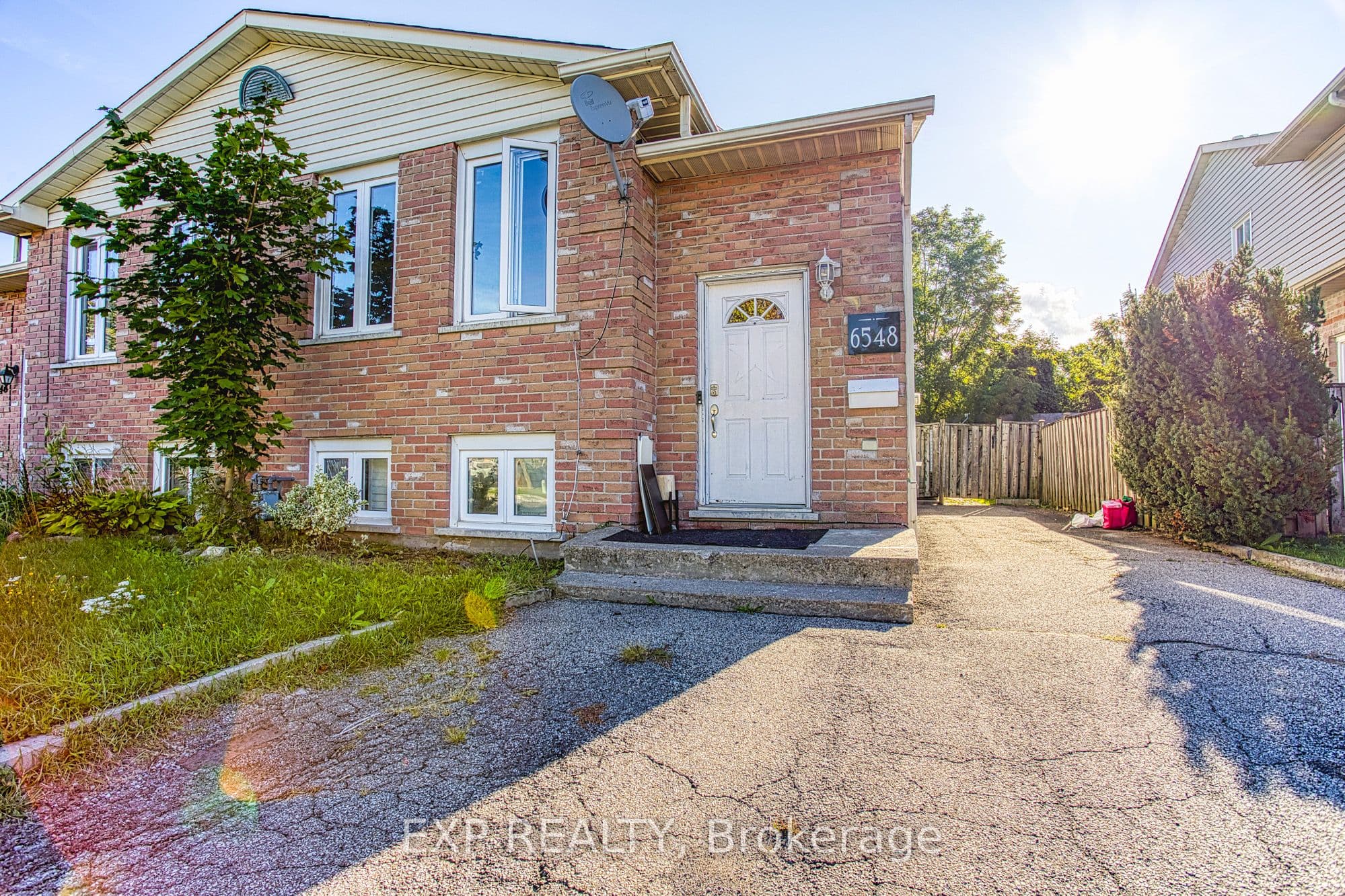 6548 Laguna Court, Niagara Falls, ON L2H 2W3