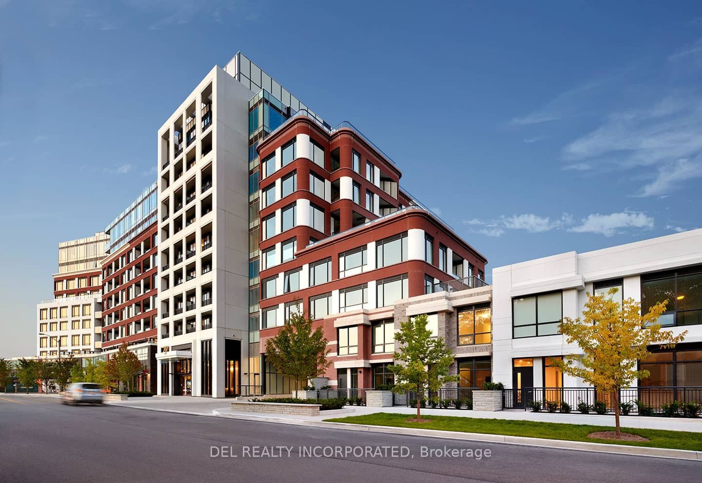 259 The Kingsway 14, Toronto, ON M9A 0G2