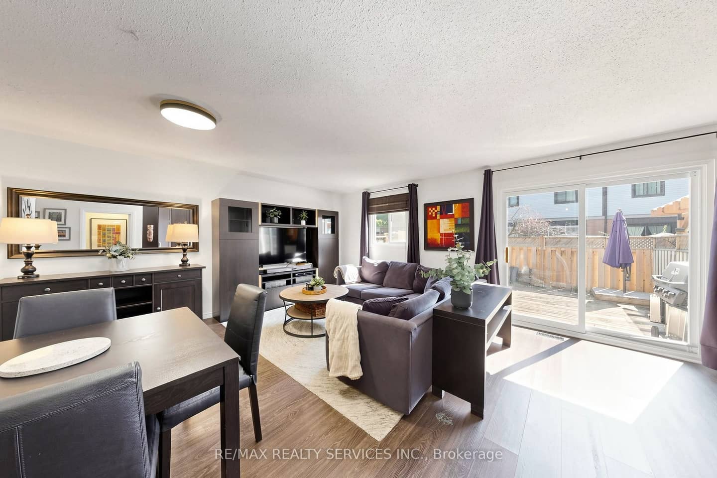 93 Hansen Road N 57, Brampton, ON L6V 3C8
