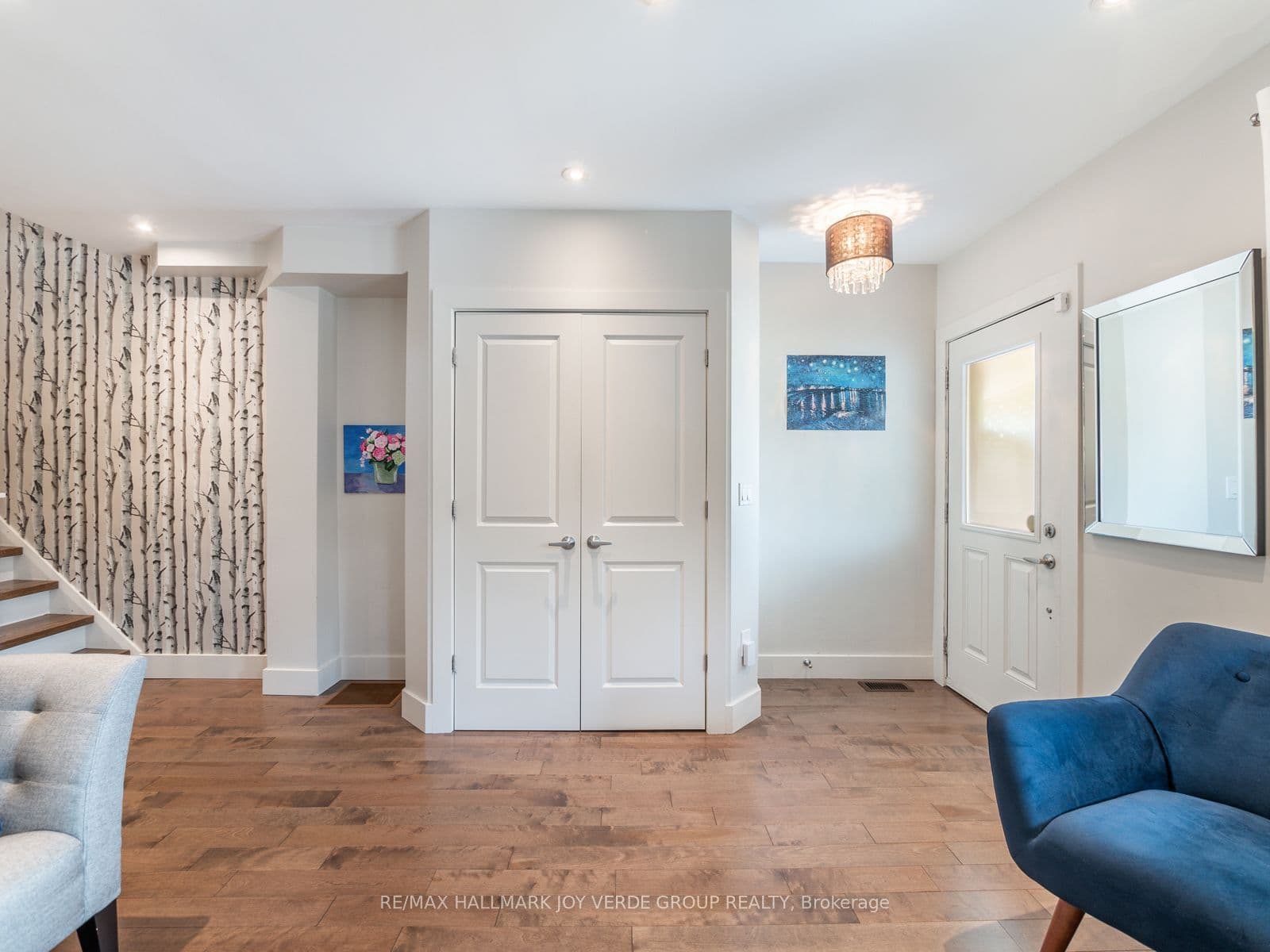 460 Davisville Avenue, Toronto, ON M4S 1H8