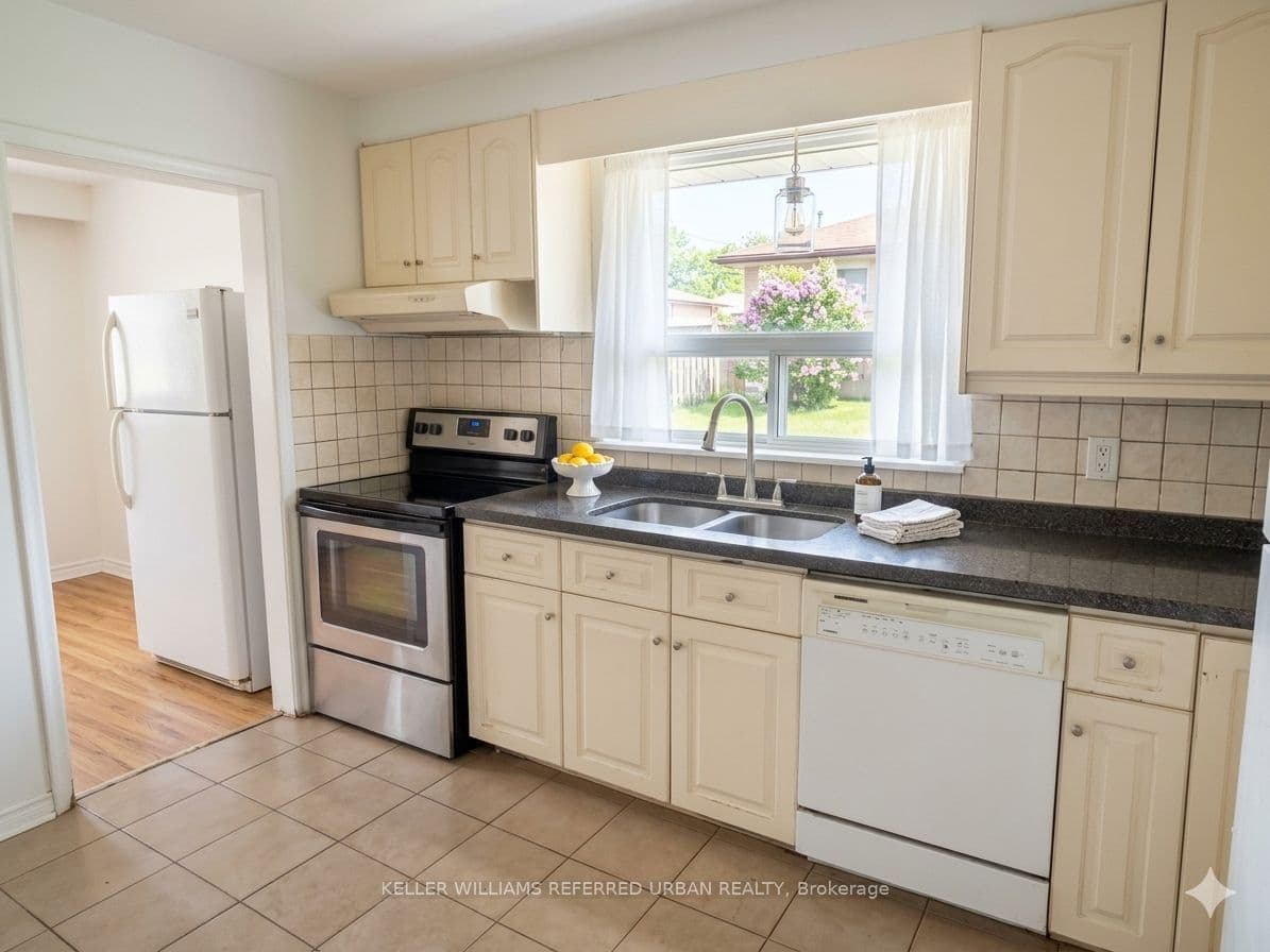 47 Crosland Drive, Toronto, ON M1R 4M9