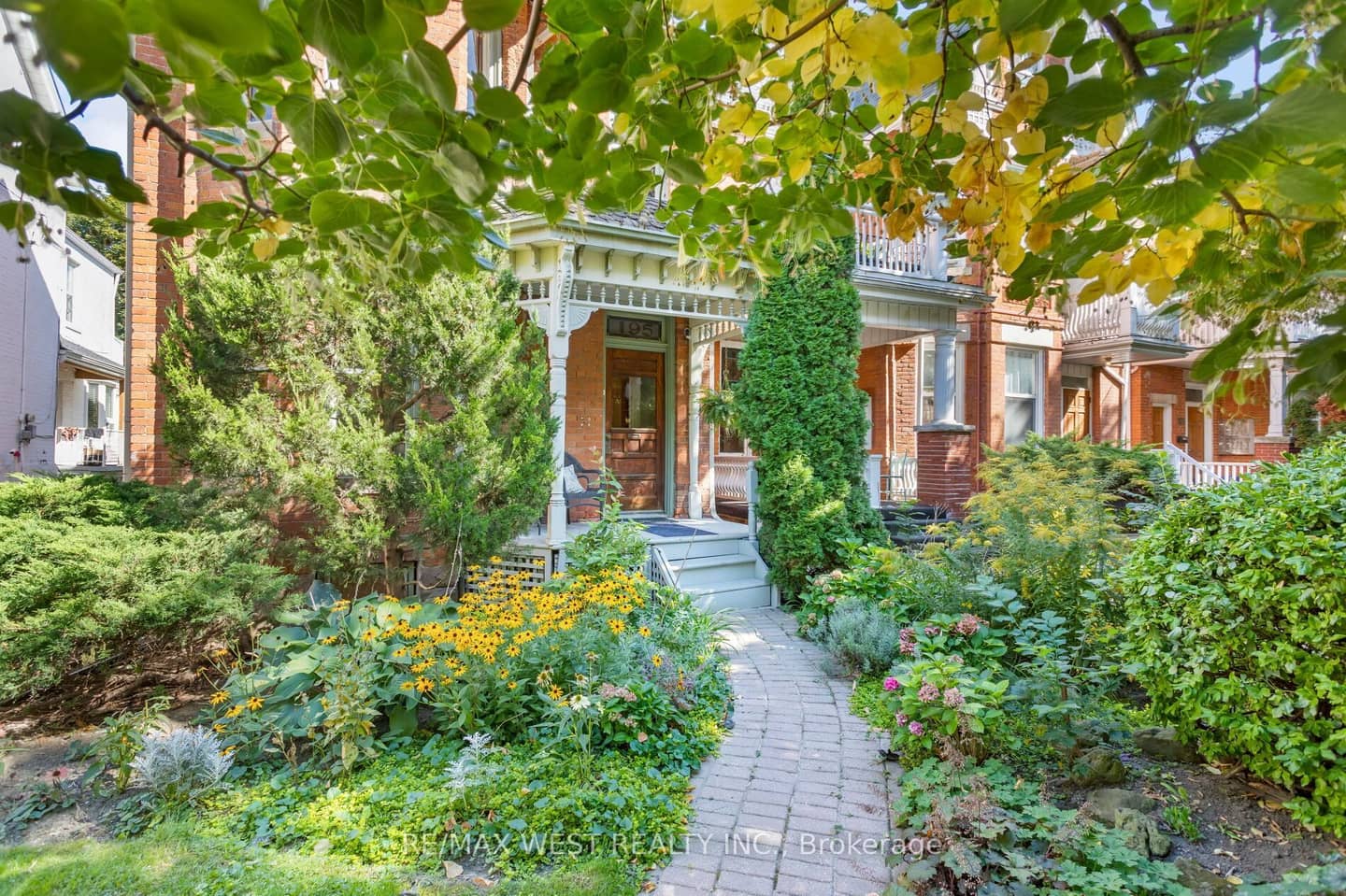 195 Dunn Avenue, Toronto, ON M6K 2S1