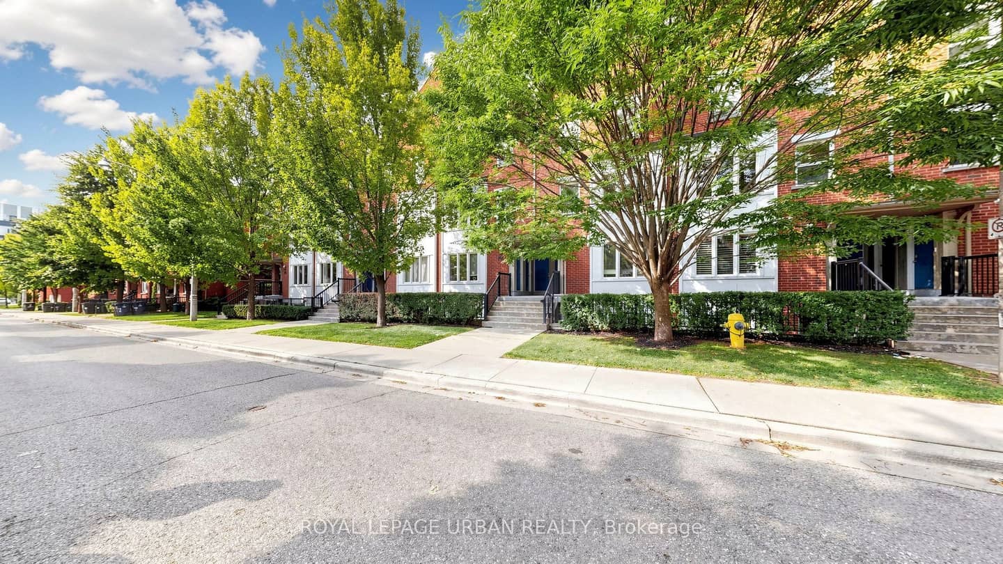 76 Munro Street 2, Toronto, ON M4M 2S9