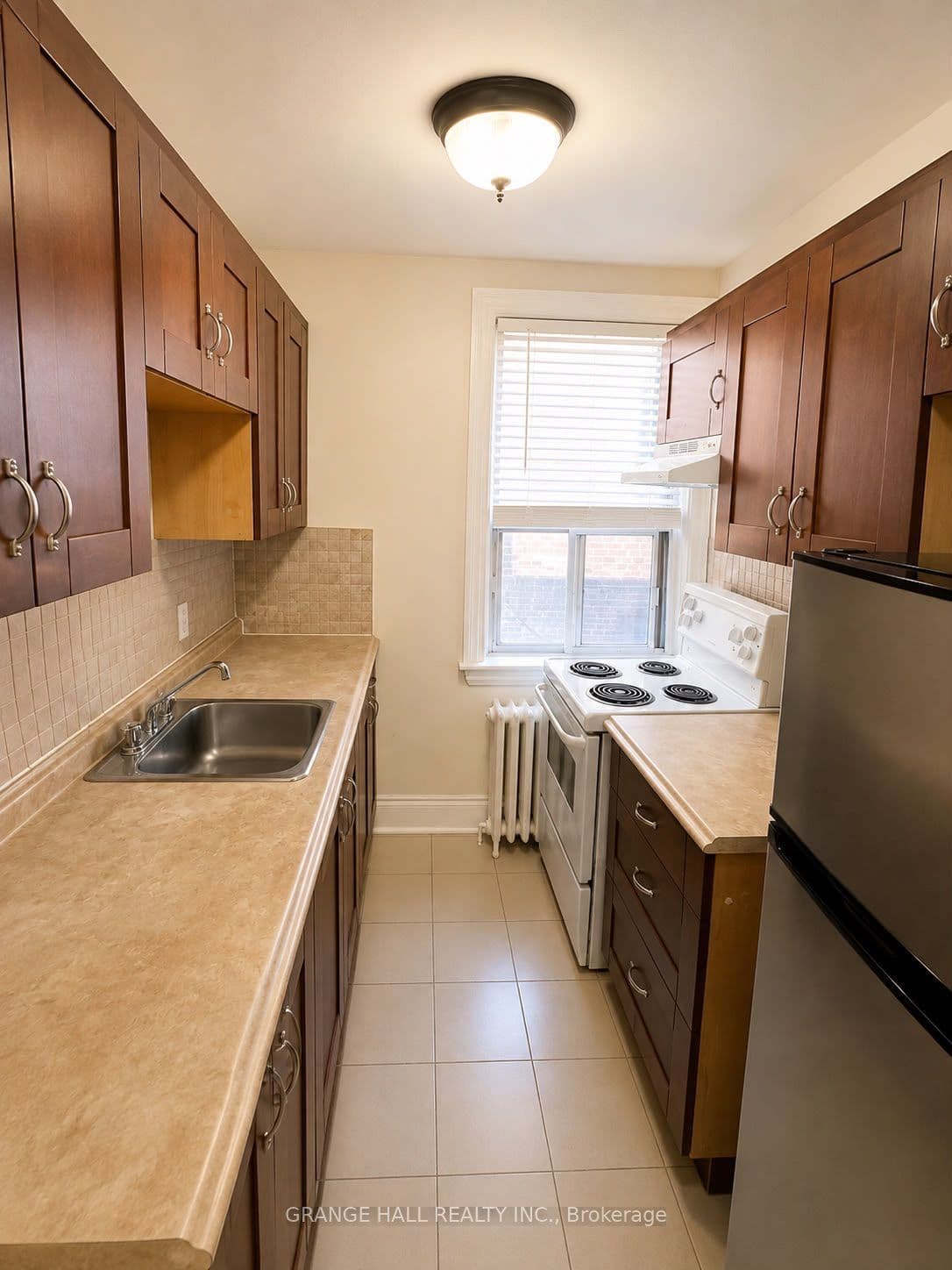 229 Vaughan Road 22, Toronto, ON M6C 2S5