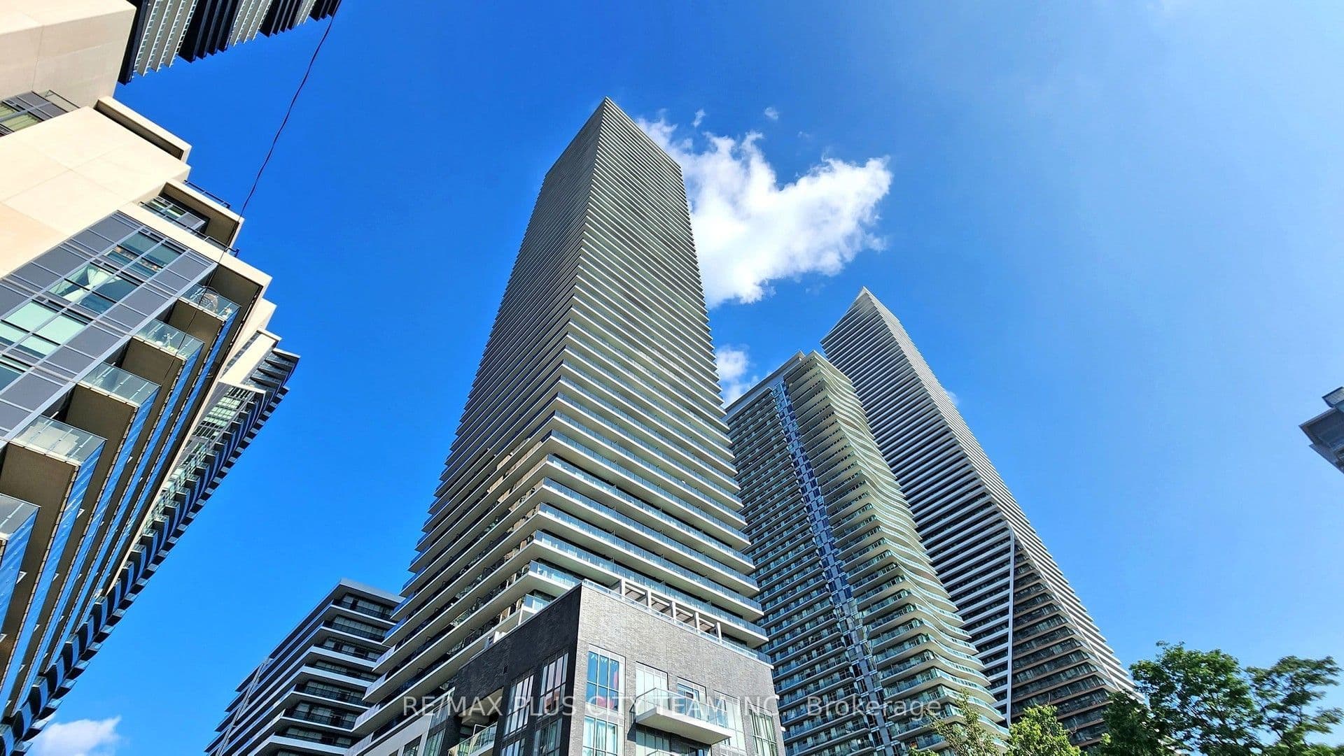 70 Annie Craig Drive W 205, Toronto, ON M8V 0G2