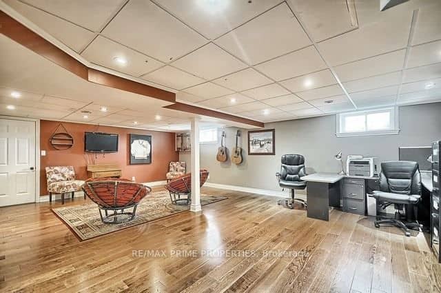 426 Zephyr Road, Uxbridge, ON L9P 1R2