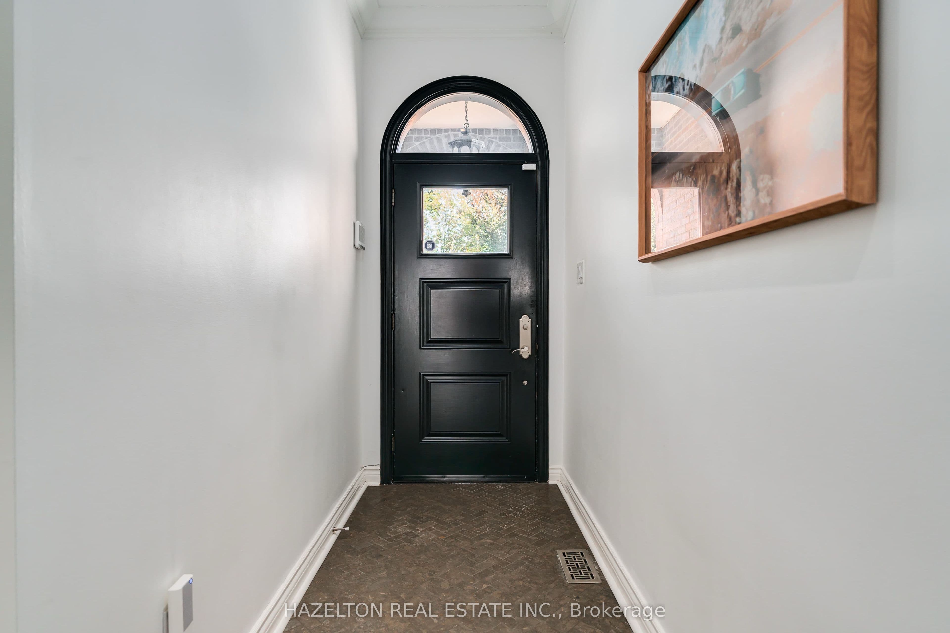 230 Glen Road, Toronto, ON M4W 2X3