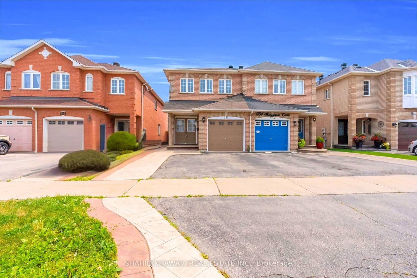 952 Marygrace Court, Mississauga, ON L5V 2V7