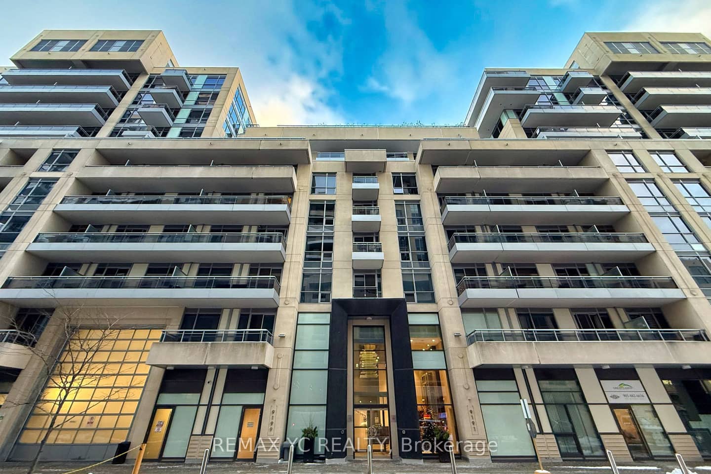 9191 Yonge Street 201, Richmond Hill, ON L4C 1E2
