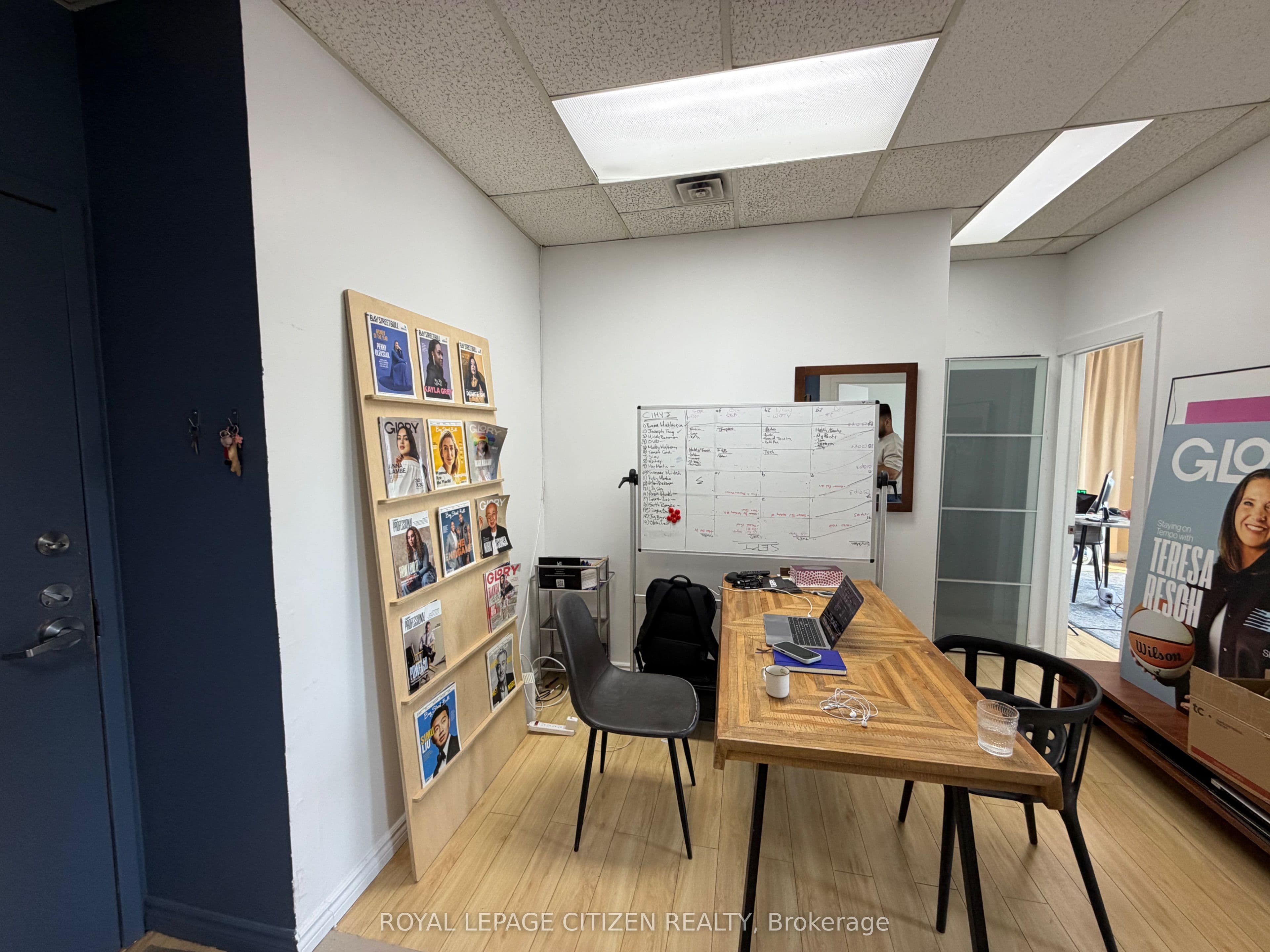 800 Bathurst Street 501, Toronto, ON M5R 3M8