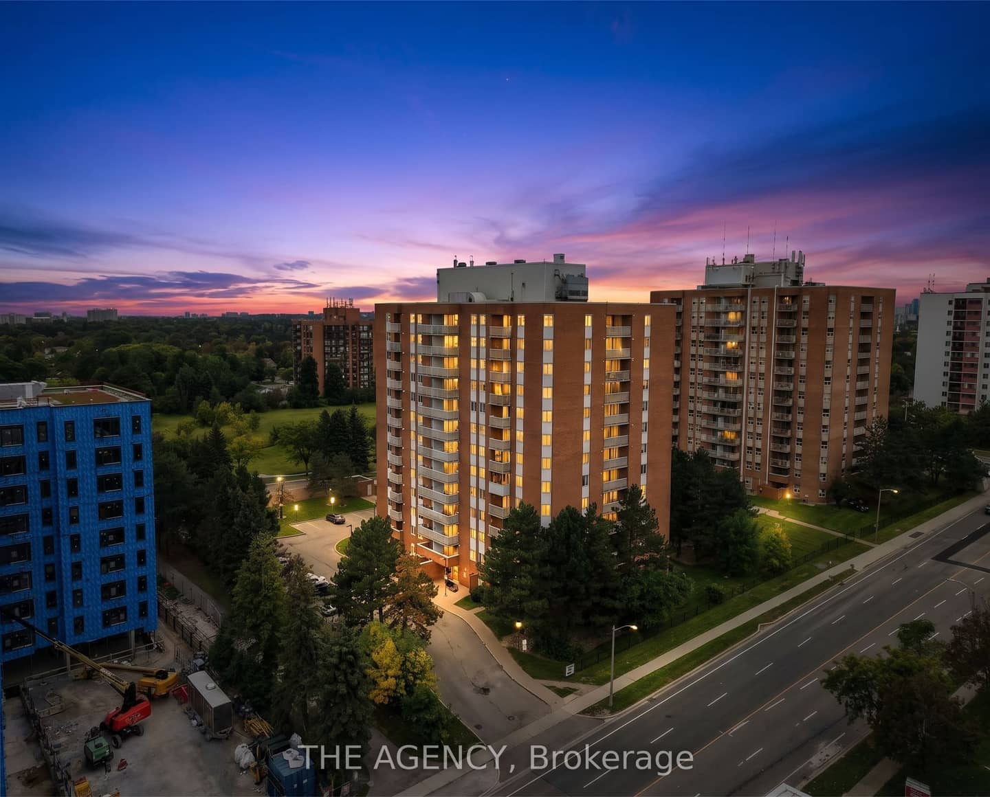 15 Sewells Road 904, Toronto, ON M1B 3V7
