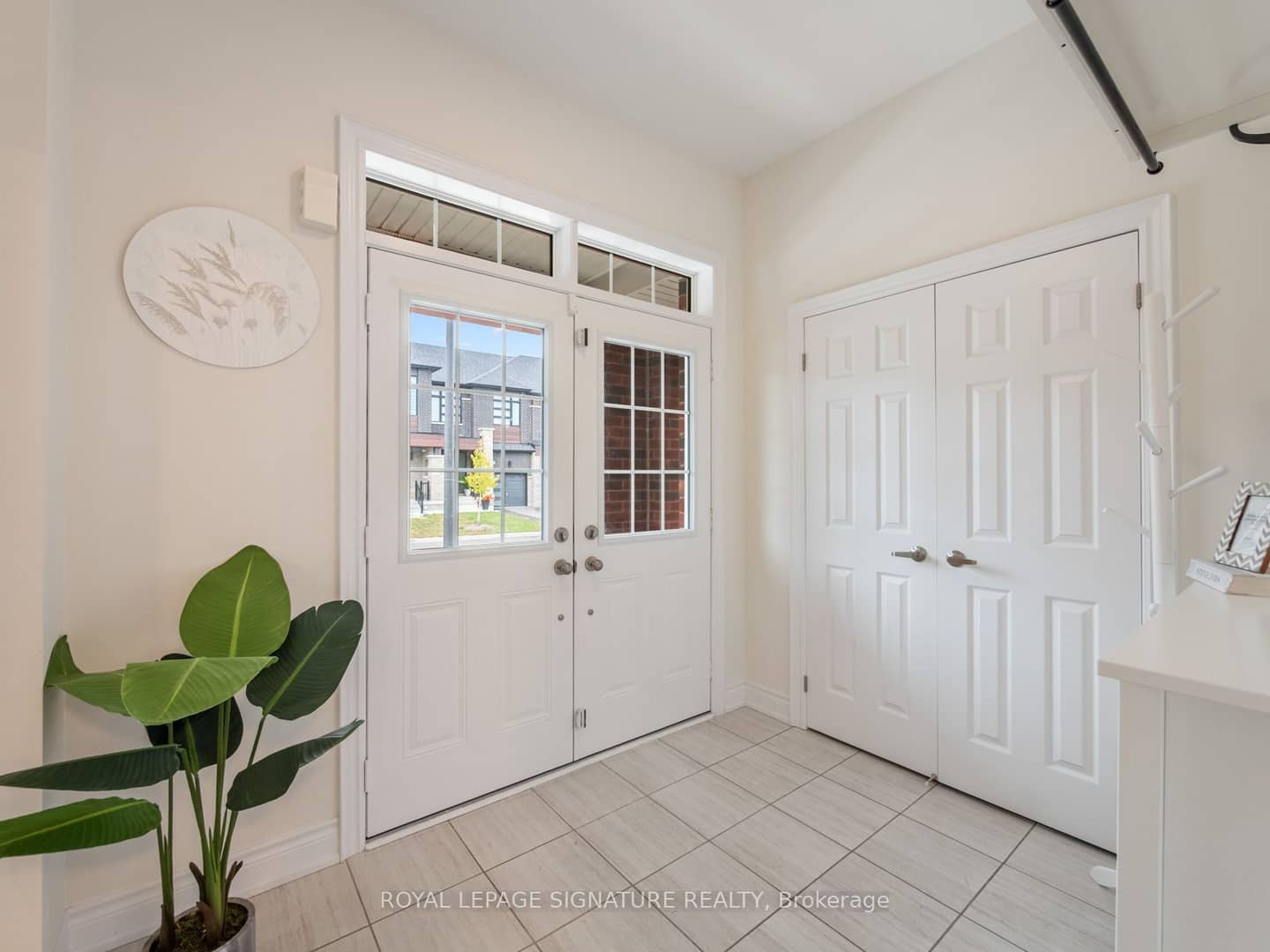 1055 Skyridge Boulevard, Pickering, ON L1X 0G5