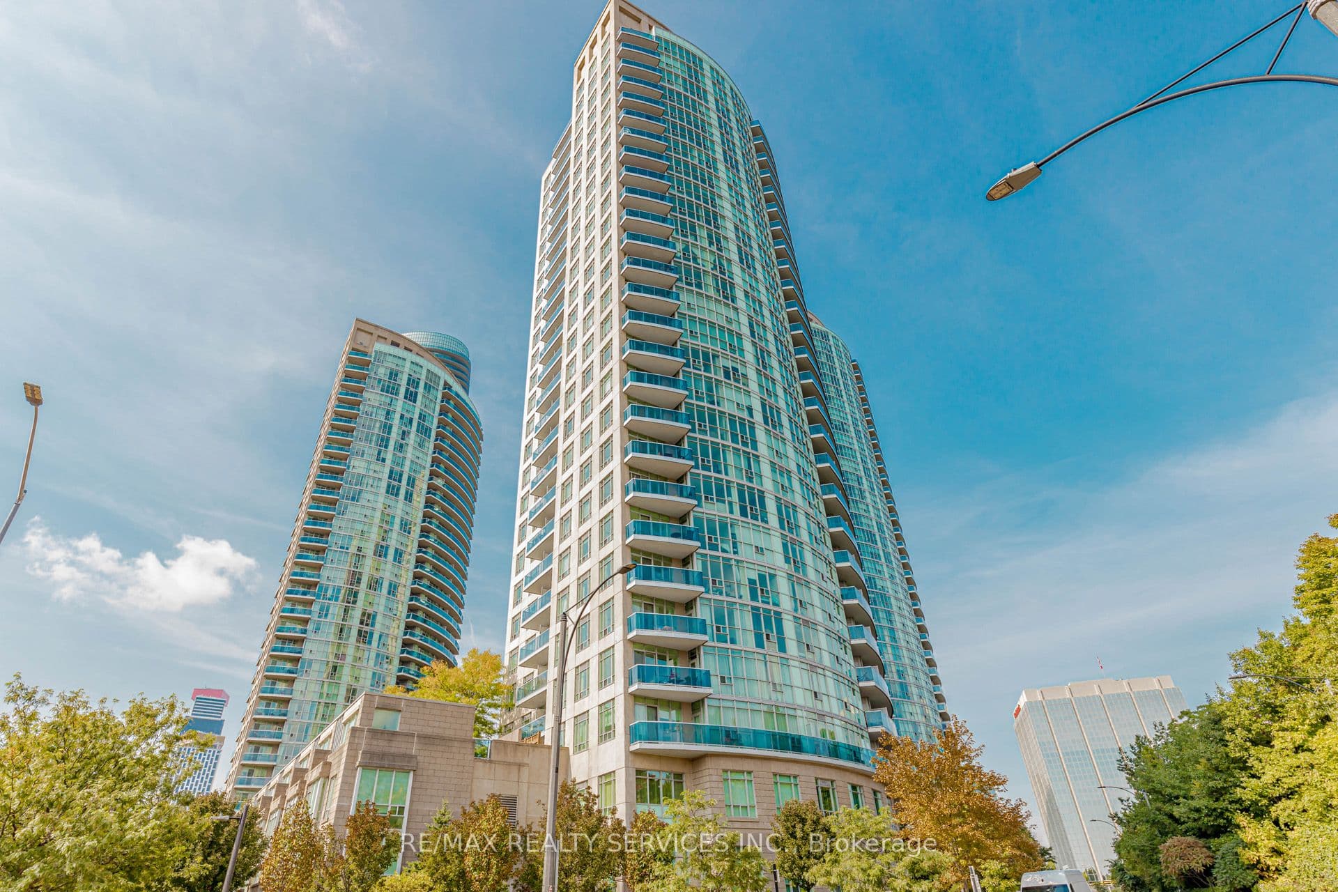 90 Absolute Avenue 1203, Mississauga, ON L4Z 0A1