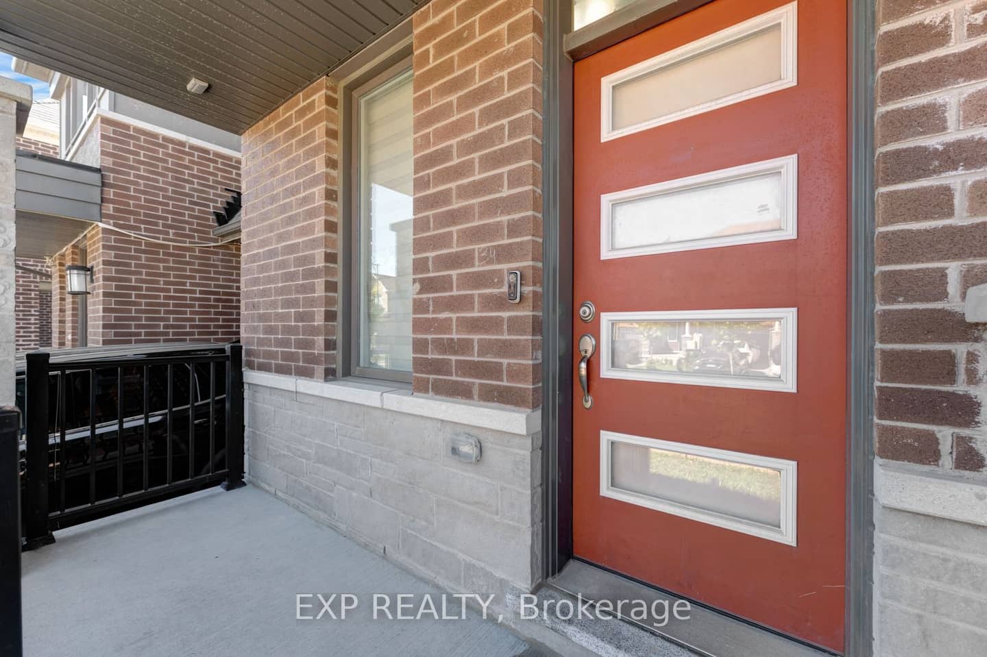 34 Circus Crescent, Brampton, ON L7A 5E3