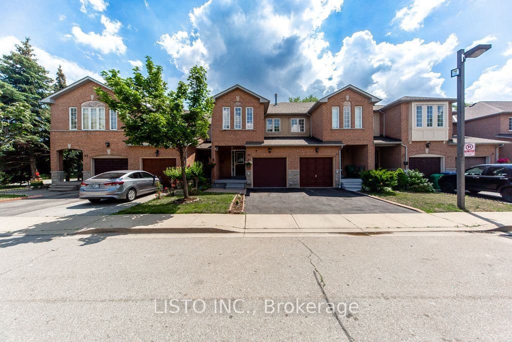 7115 Rexwood Road 46, Mississauga, ON L4T 4L4