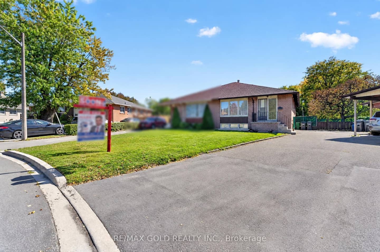 27 Alderbury Crescent, Brampton, ON L6T 1P5