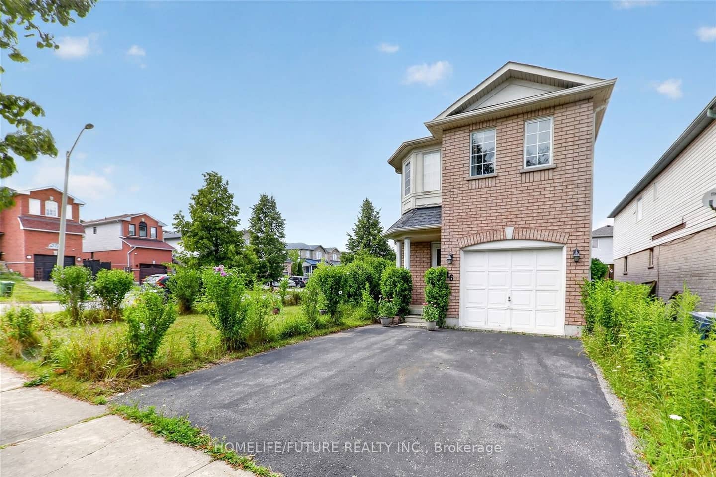 16 Rozell Road, Toronto, ON M1C 2K9