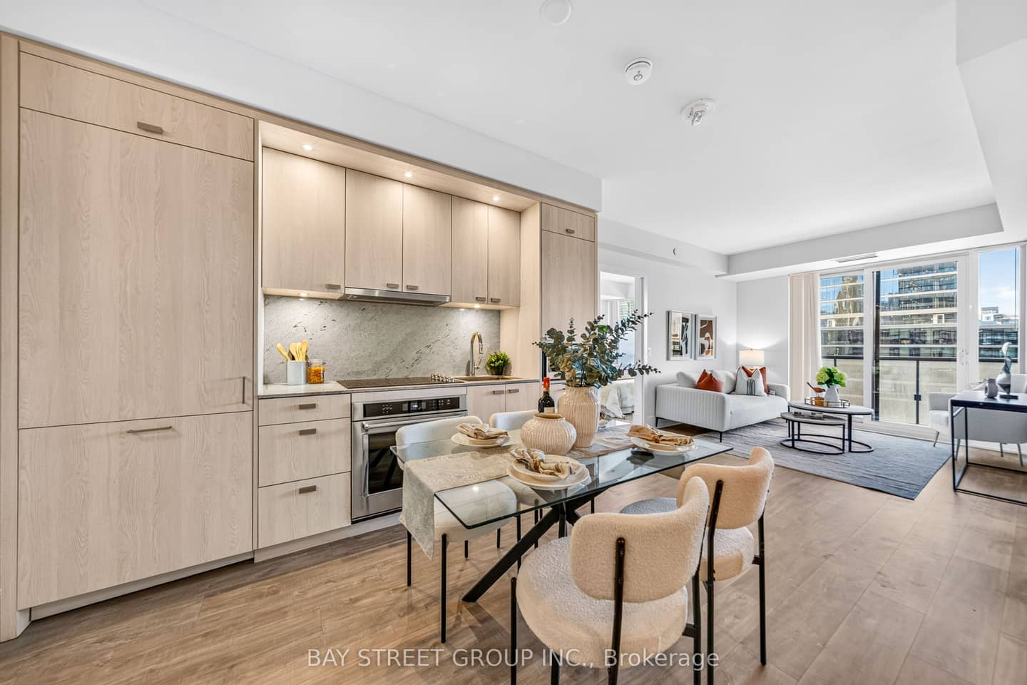 480 Front Street W 801, Toronto, ON M5V 0V5