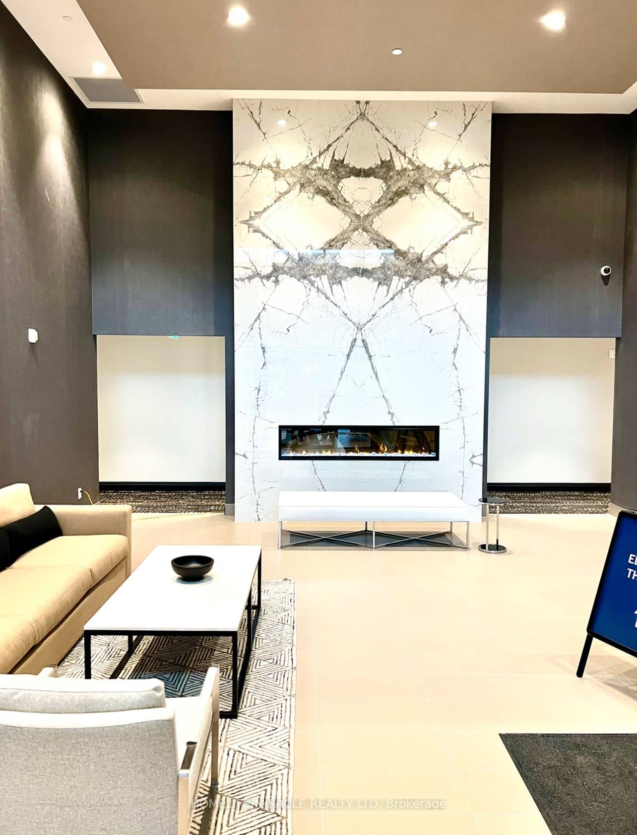 460 Gordon Krantz Avenue 402, Milton, ON L9T 2X5
