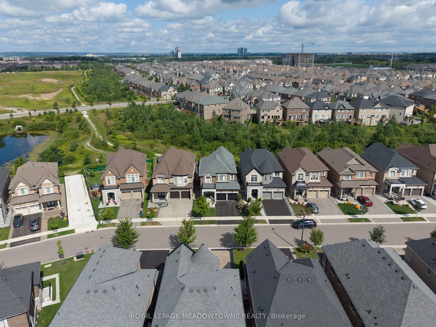 461 Parent Place, Milton, ON L9E 1L2
