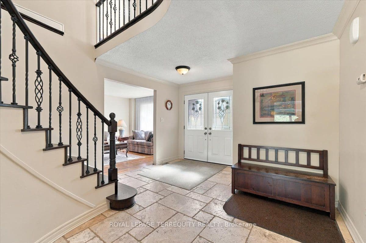 118 Leander Street, Brampton, ON L6S 3N8