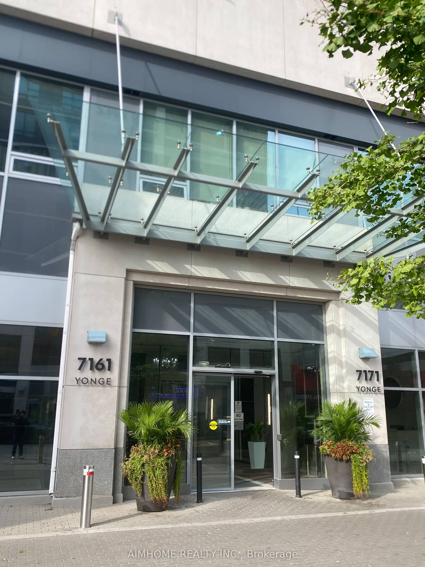 7171 Yonge Street E 1712, Markham, ON L3T 0C5