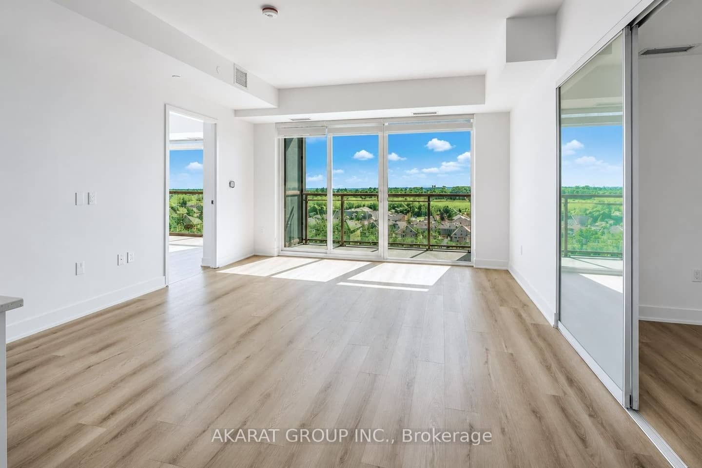 2343 Khalsa Gate 731, Oakville, ON L6M 5R6