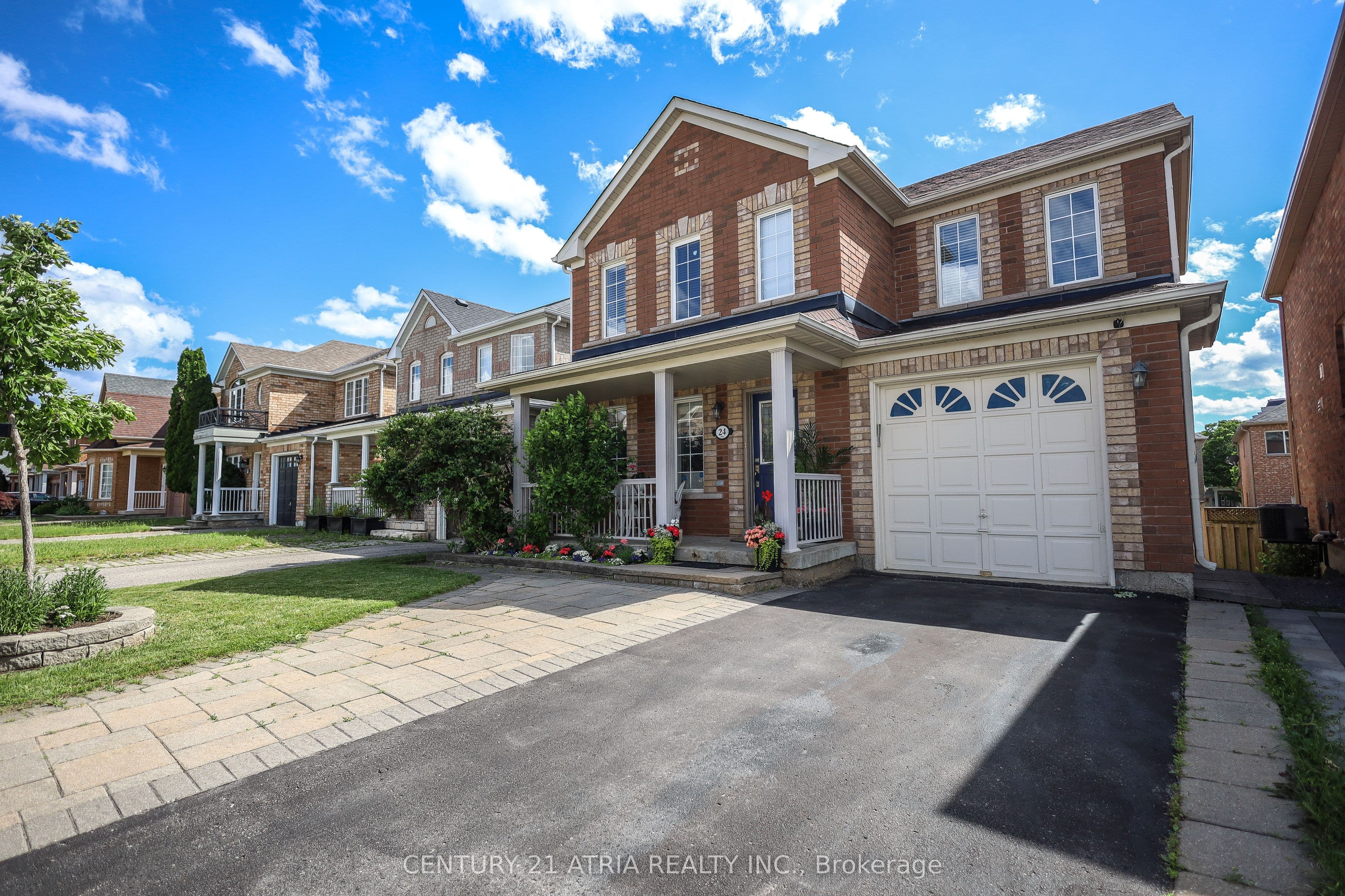 24 William Grant Road, Markham, ON L6E 1R7