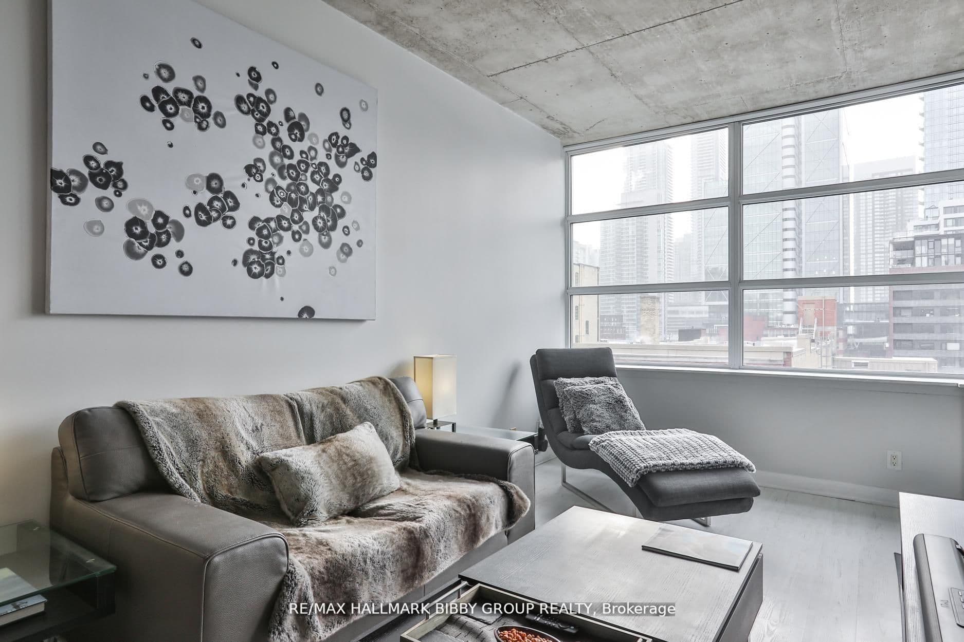 478 King Street W 606, Toronto, ON M5V 0A8