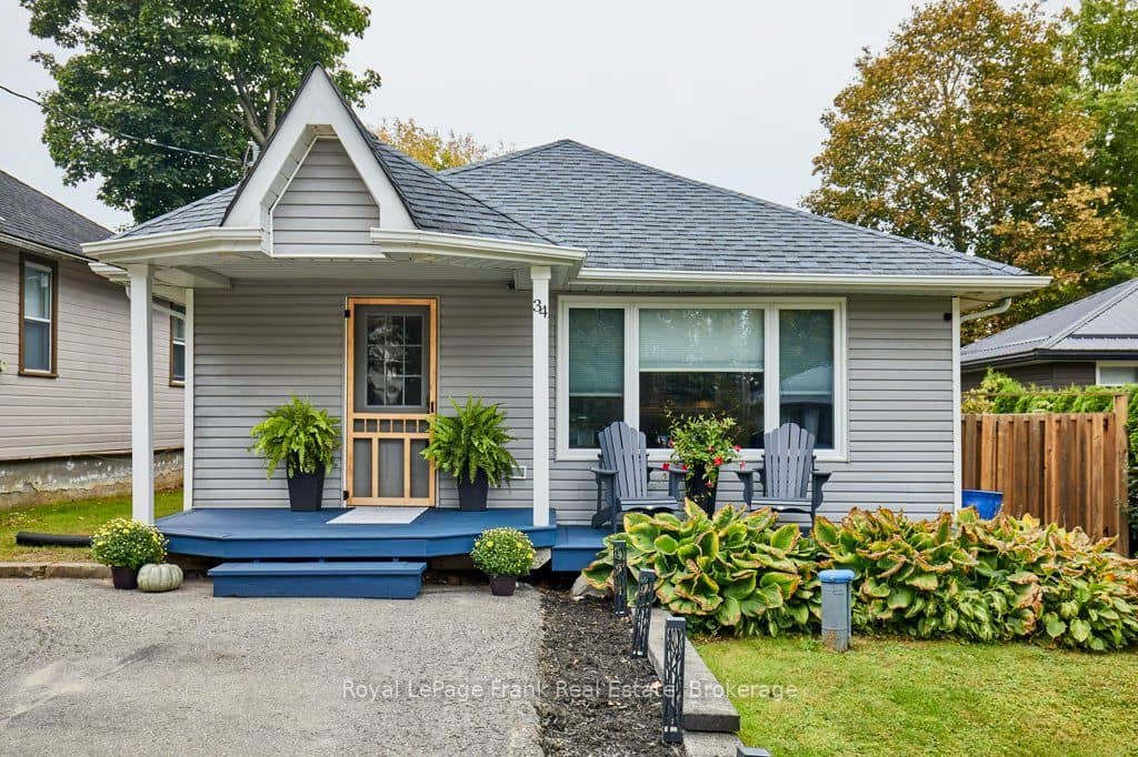 34 Pleasant View Avenue, Scugog, ON L0B 1E0