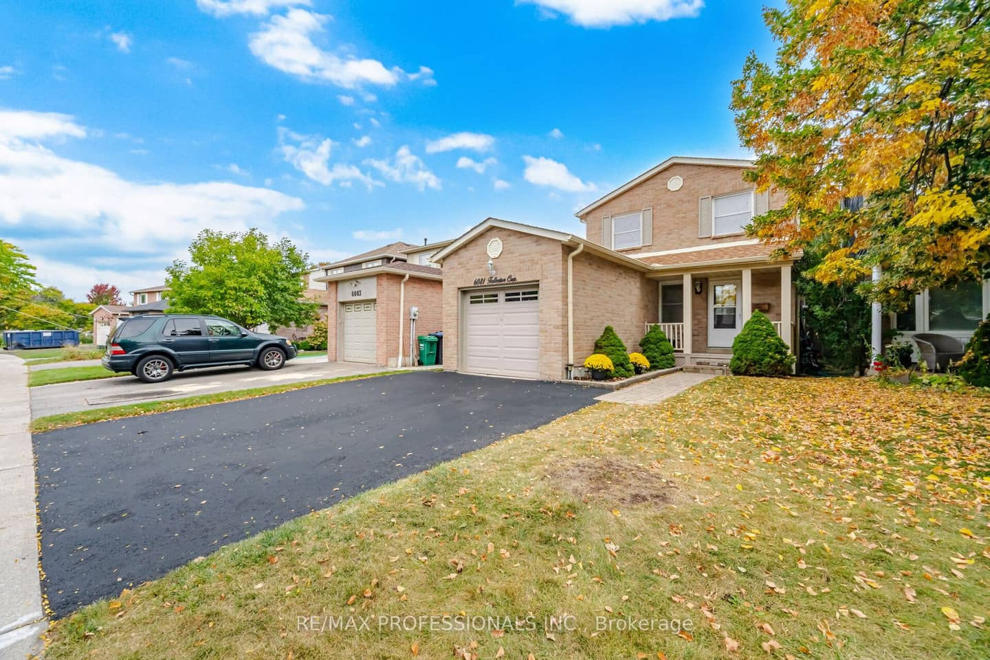 6081 Fullerton Crescent, Mississauga, ON L5N 3A3