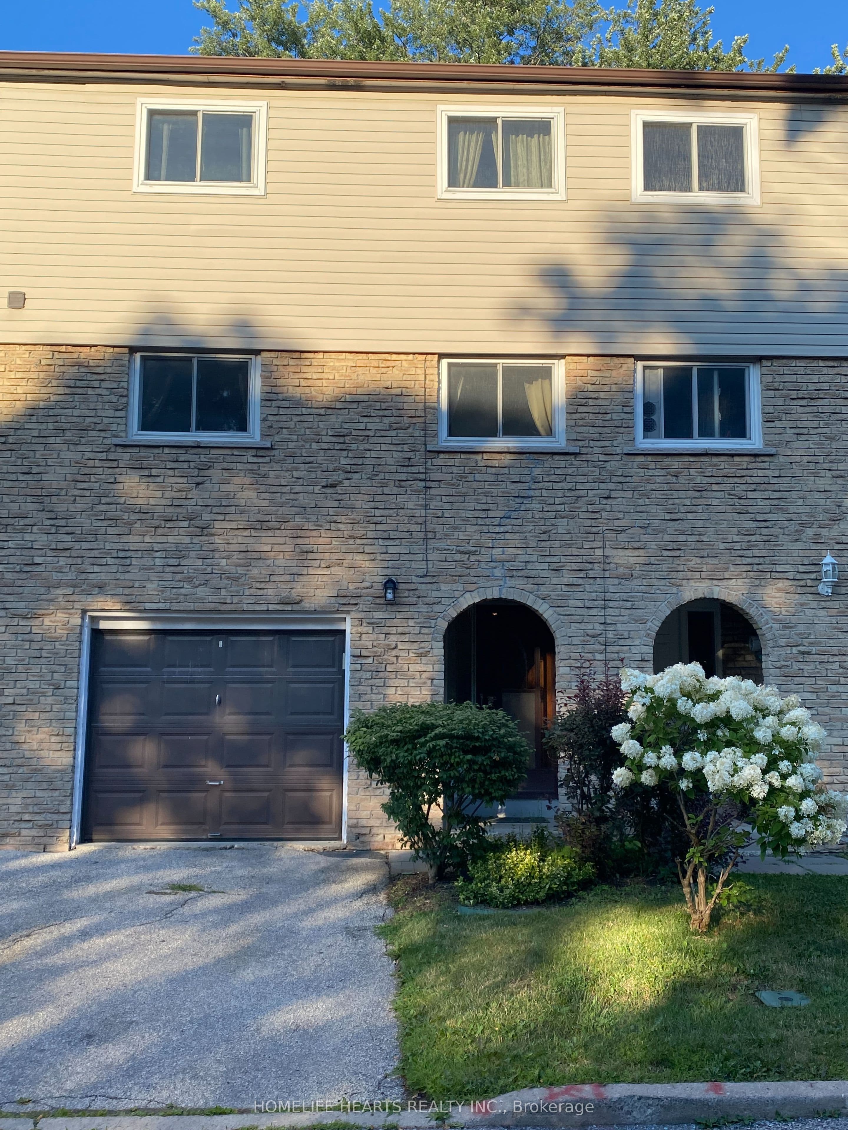 21 Rockwood Drive 22, Toronto, ON M1M 3M9